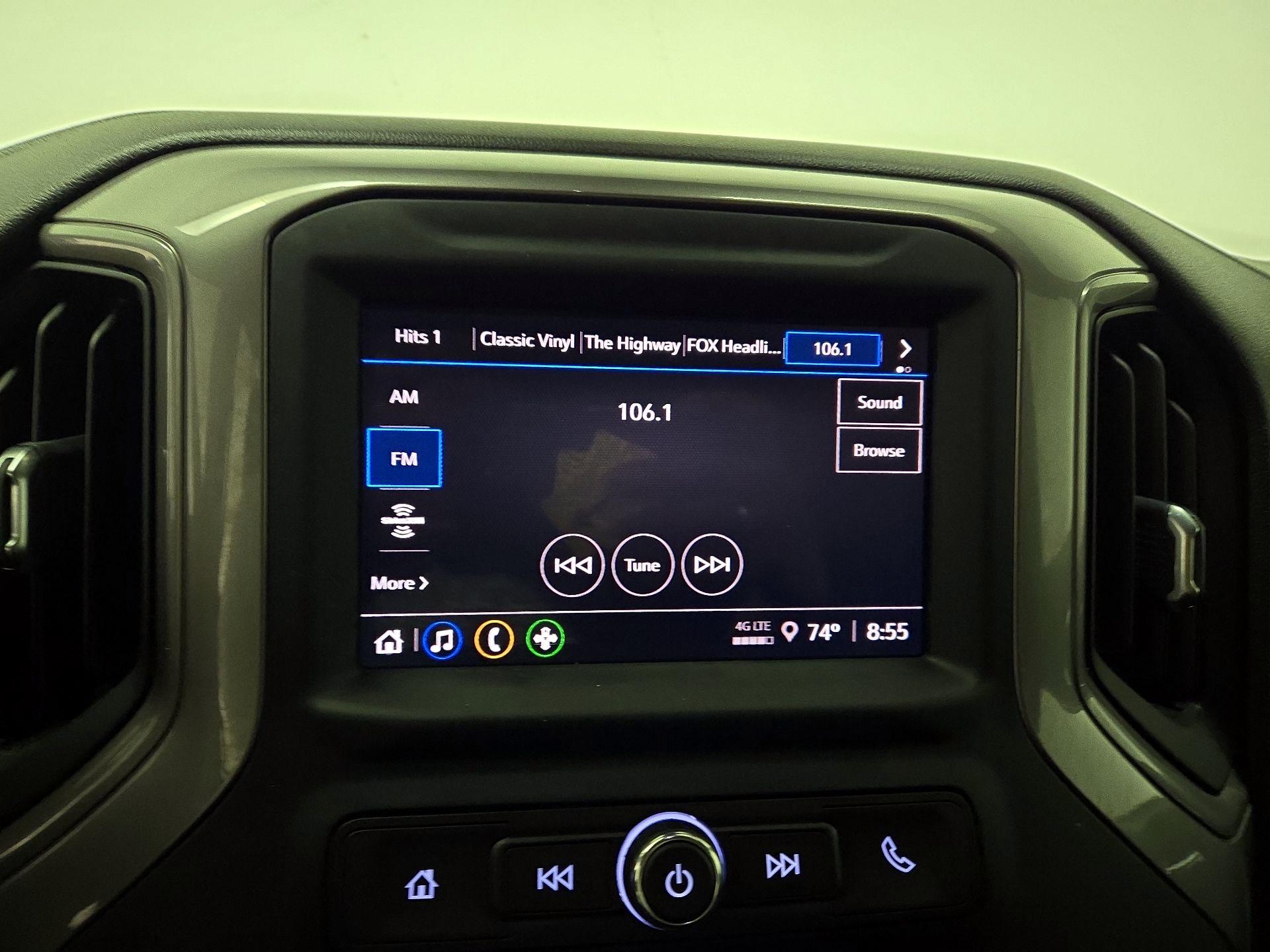 Thumbnail: 2022 Chevrolet Silverado 1500 - 15