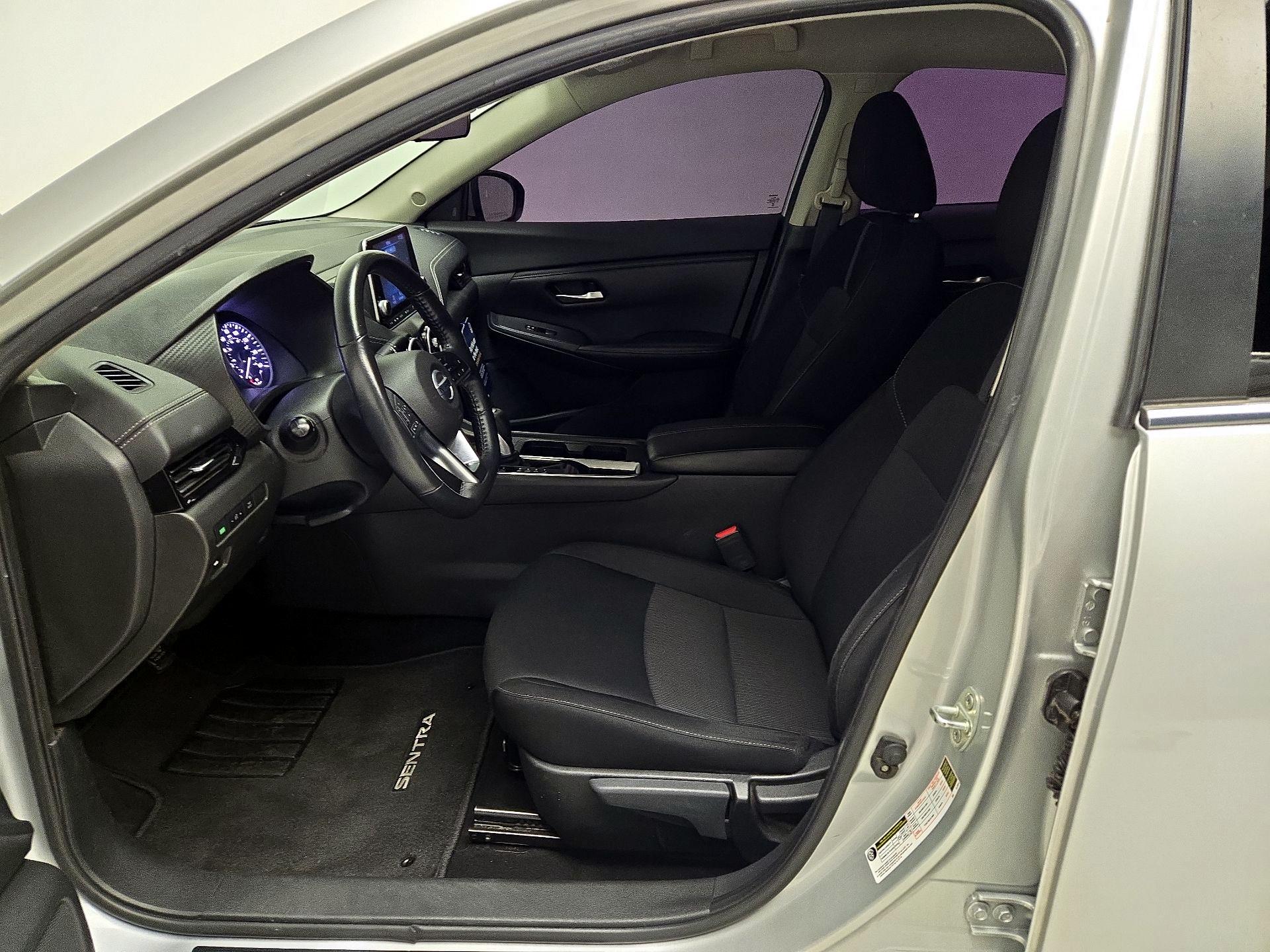 Thumbnail: 2023 Nissan Sentra - 11