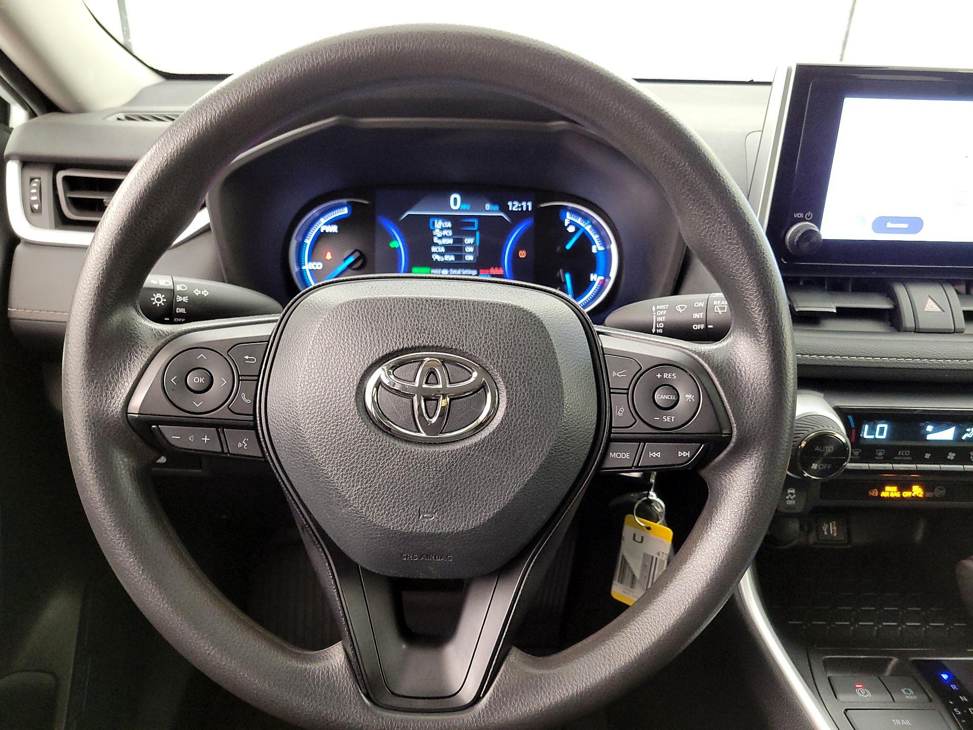 Thumbnail: 2024 Toyota RAV4 - 10