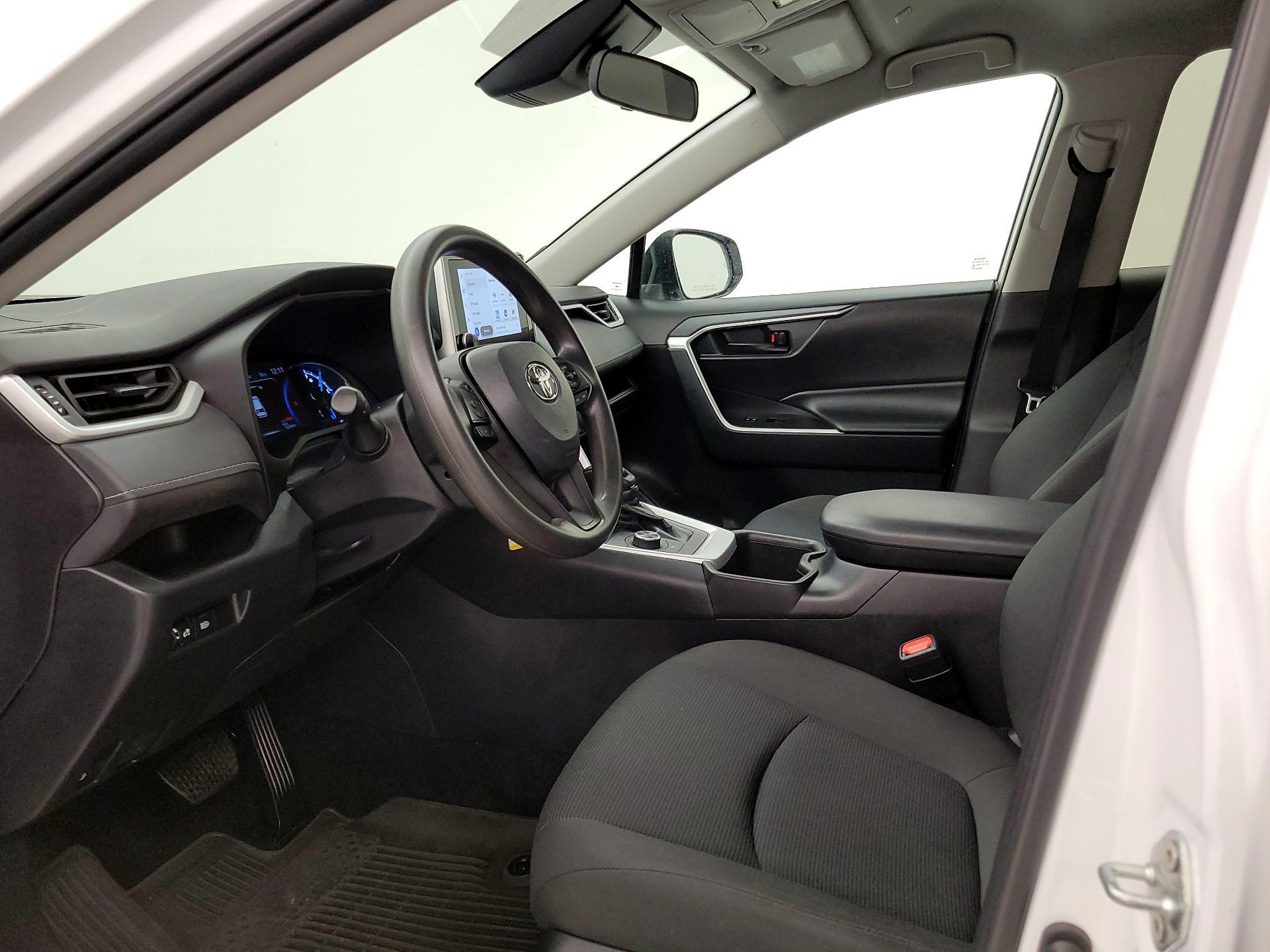 Thumbnail: 2024 Toyota RAV4 - 11