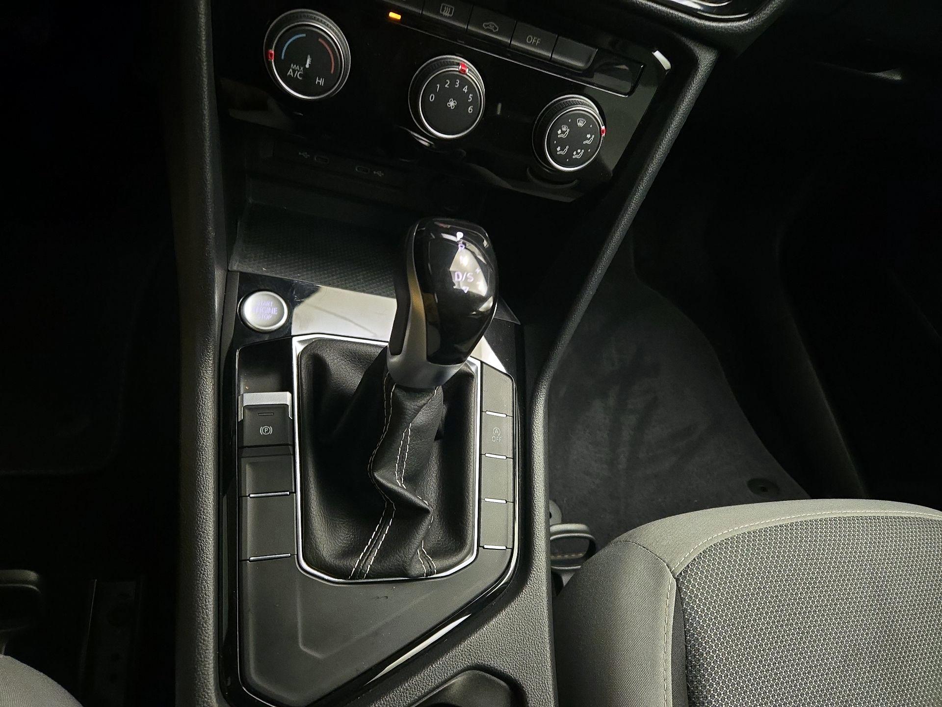 Thumbnail: 2024 Volkswagen Taos - 17