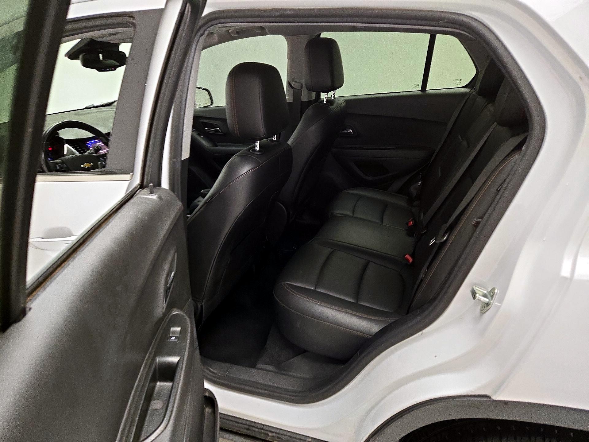 Thumbnail: 2020 Chevrolet Trax - 20