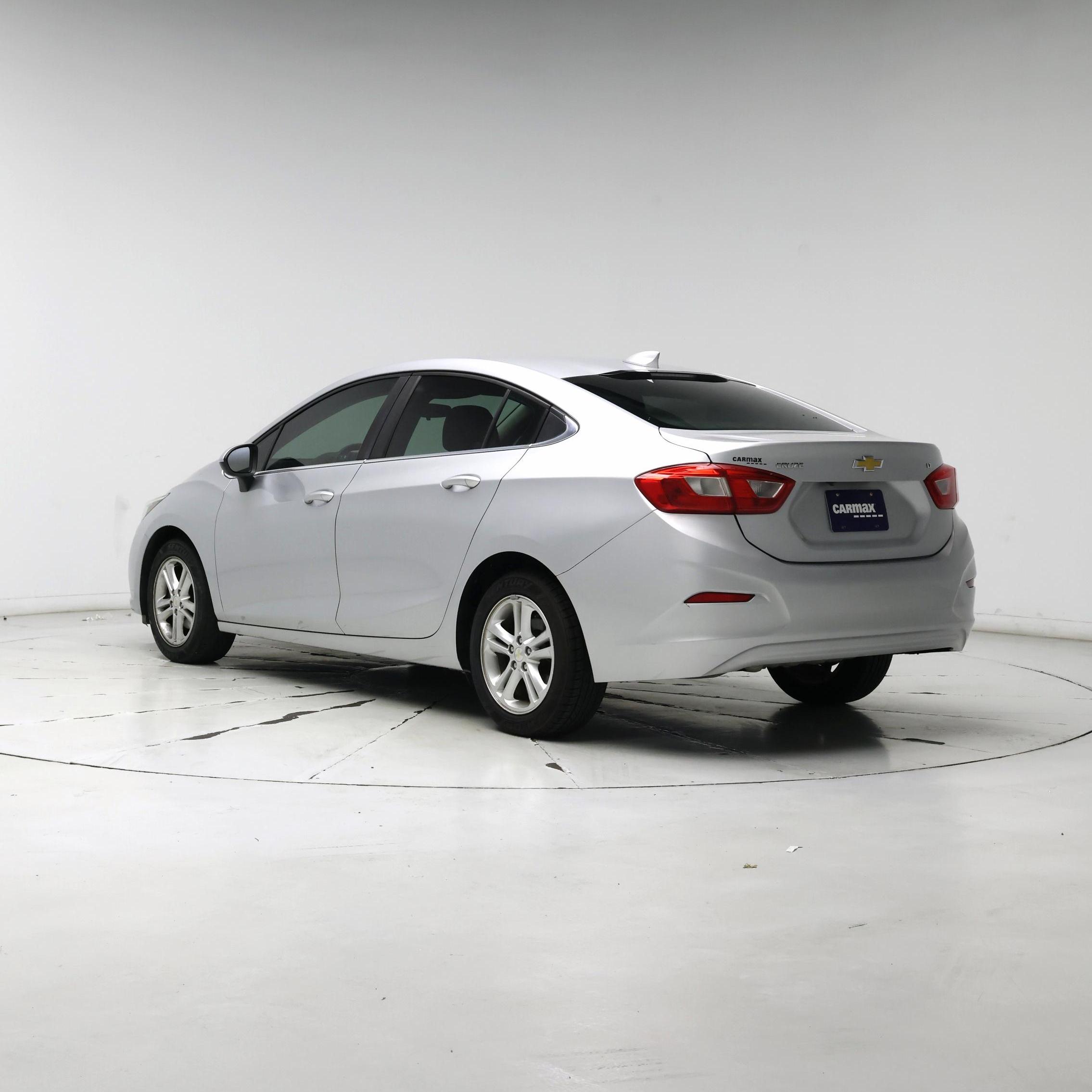 Thumbnail: 2016 Chevrolet Cruze - 2