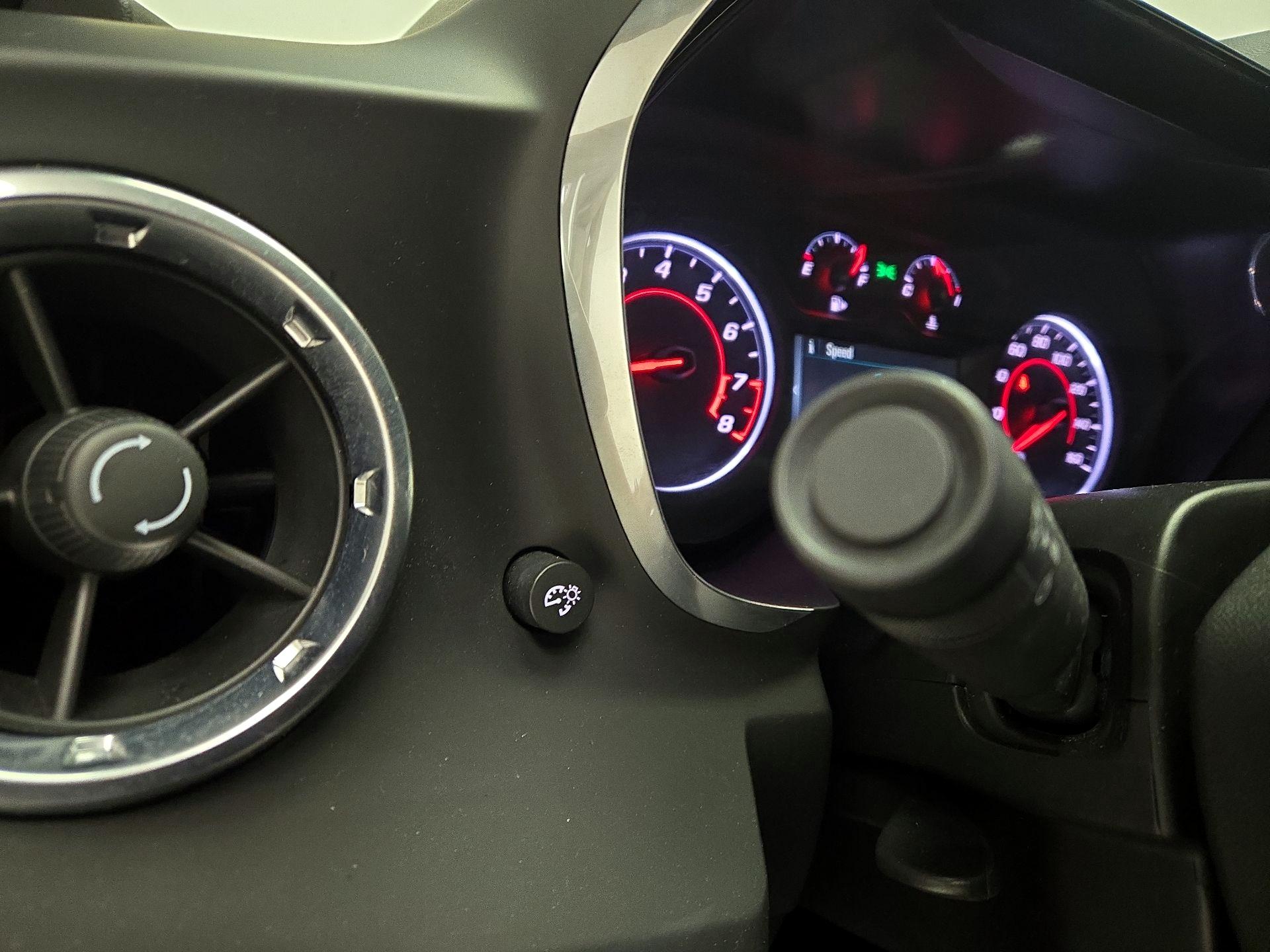 Thumbnail: 2017 Chevrolet Camaro - 13