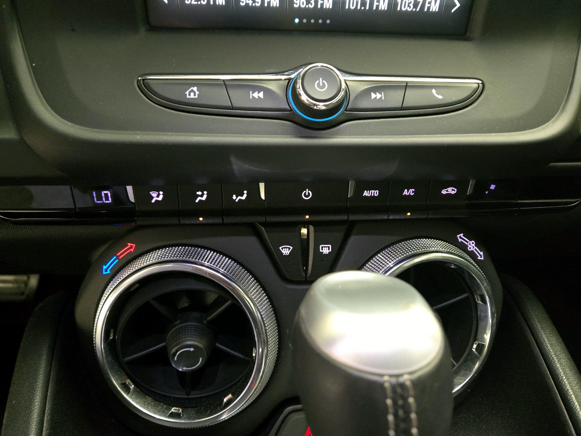 Thumbnail: 2017 Chevrolet Camaro - 16