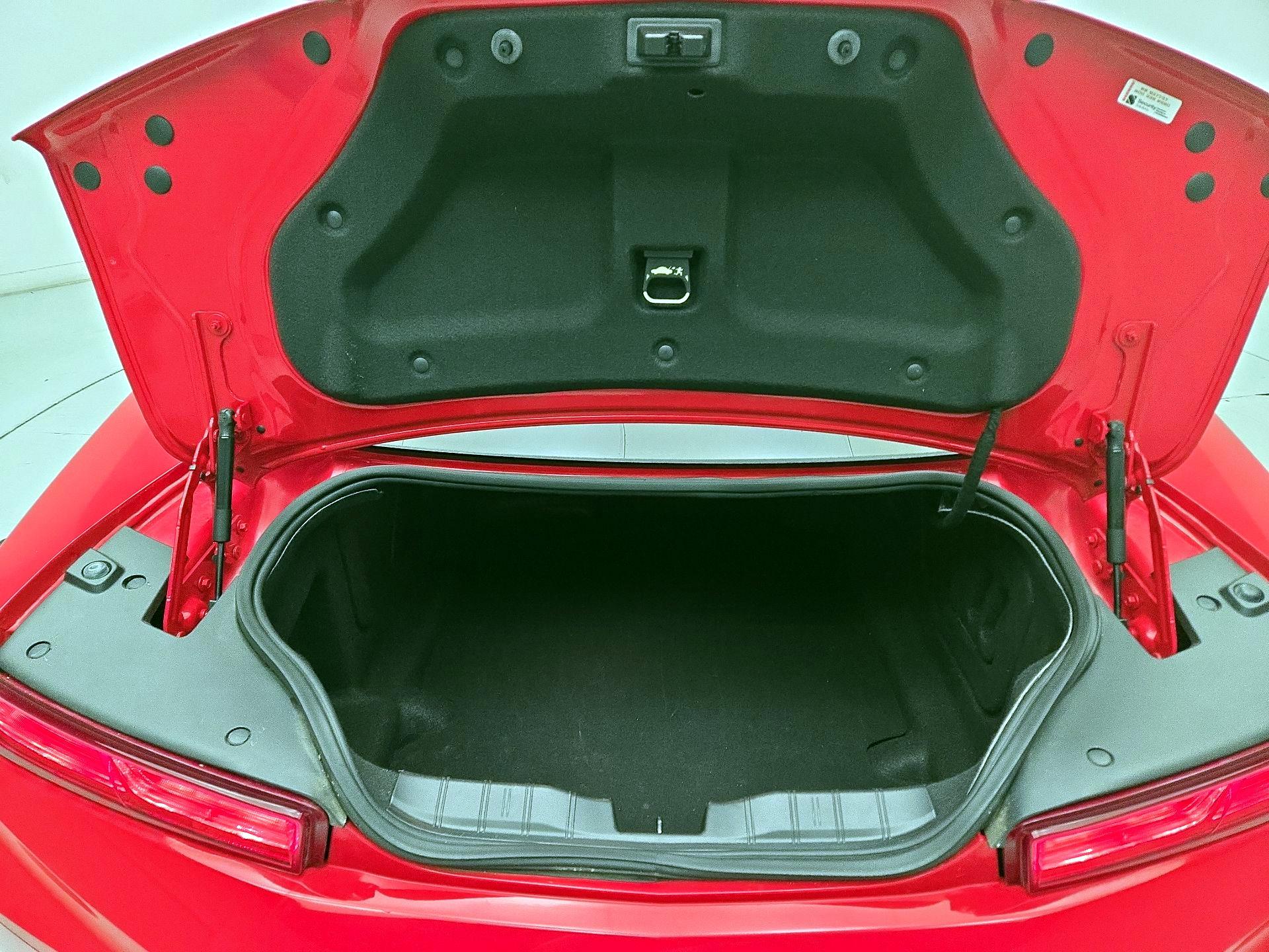 Thumbnail: 2017 Chevrolet Camaro - 19