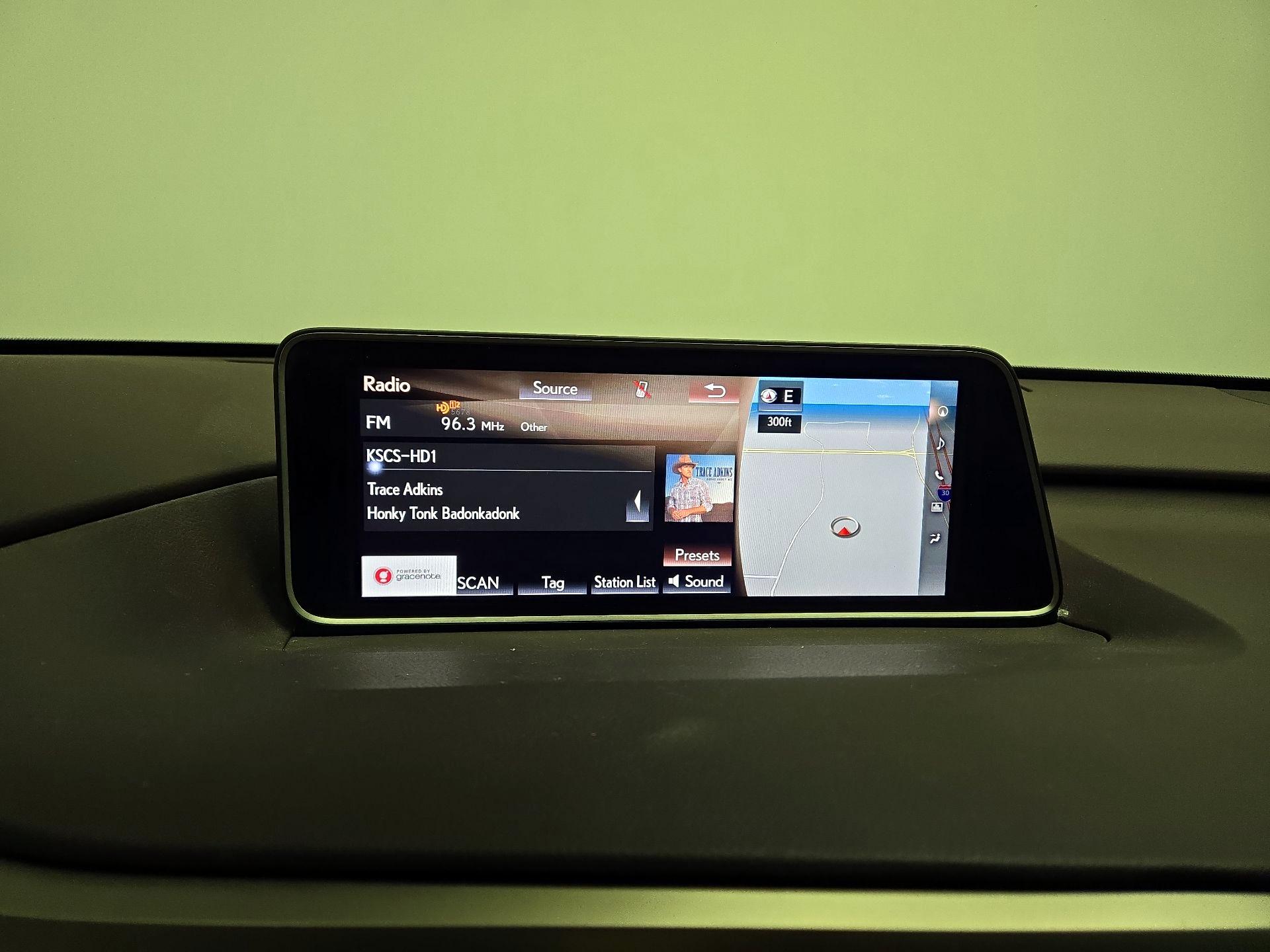 Thumbnail: 2019 Lexus RX - 16