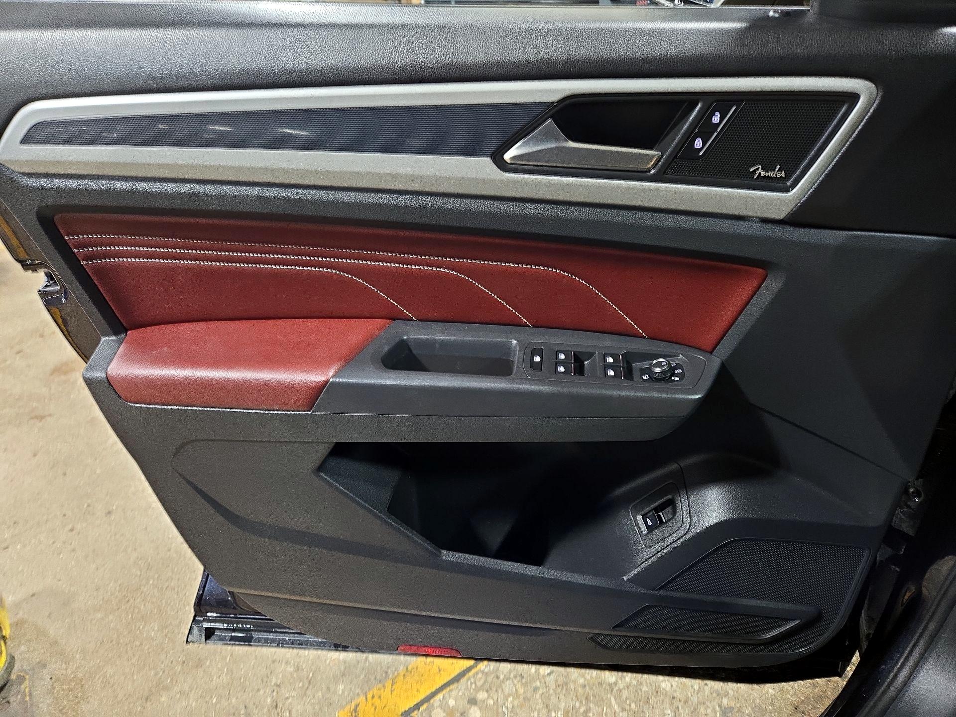 Thumbnail: 2021 Volkswagen Atlas - 12