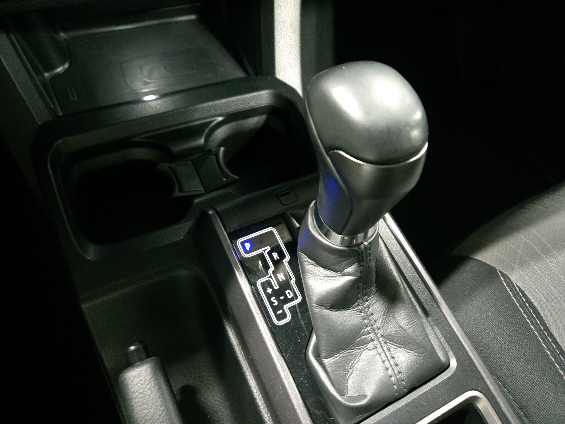 Thumbnail: 2023 Toyota Tacoma - 17