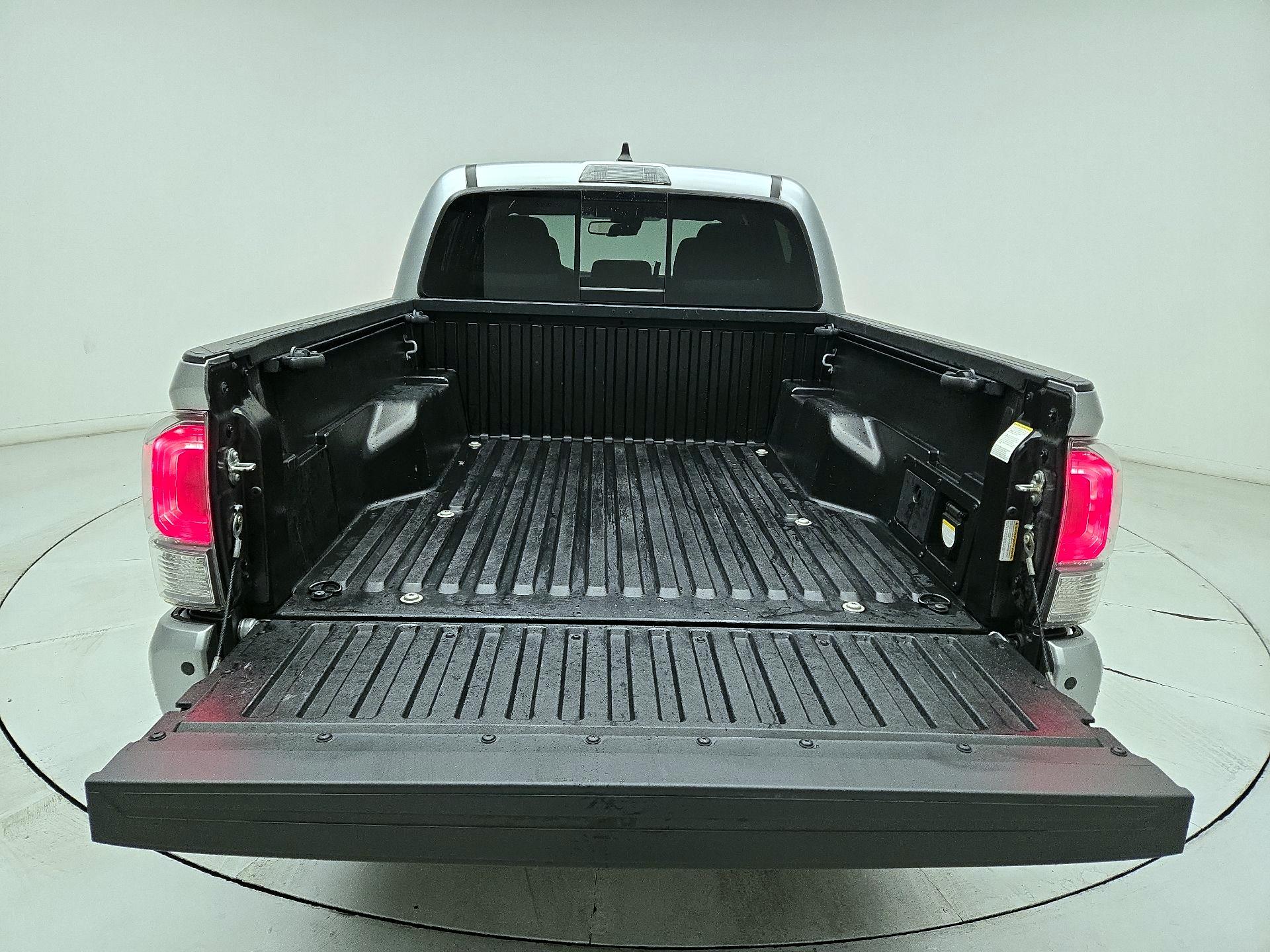 Thumbnail: 2023 Toyota Tacoma - 20