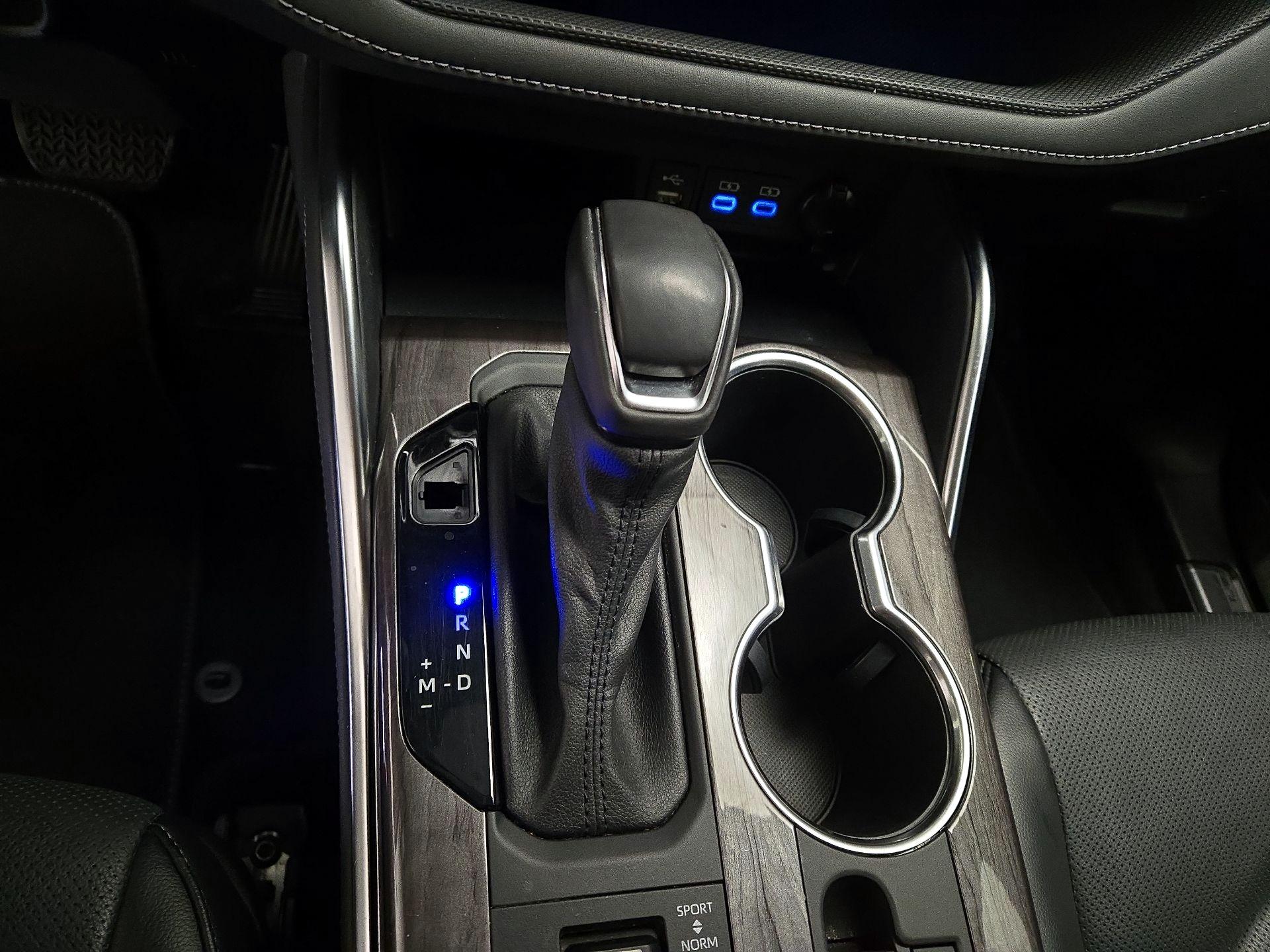 Thumbnail: 2022 Toyota Highlander - 18