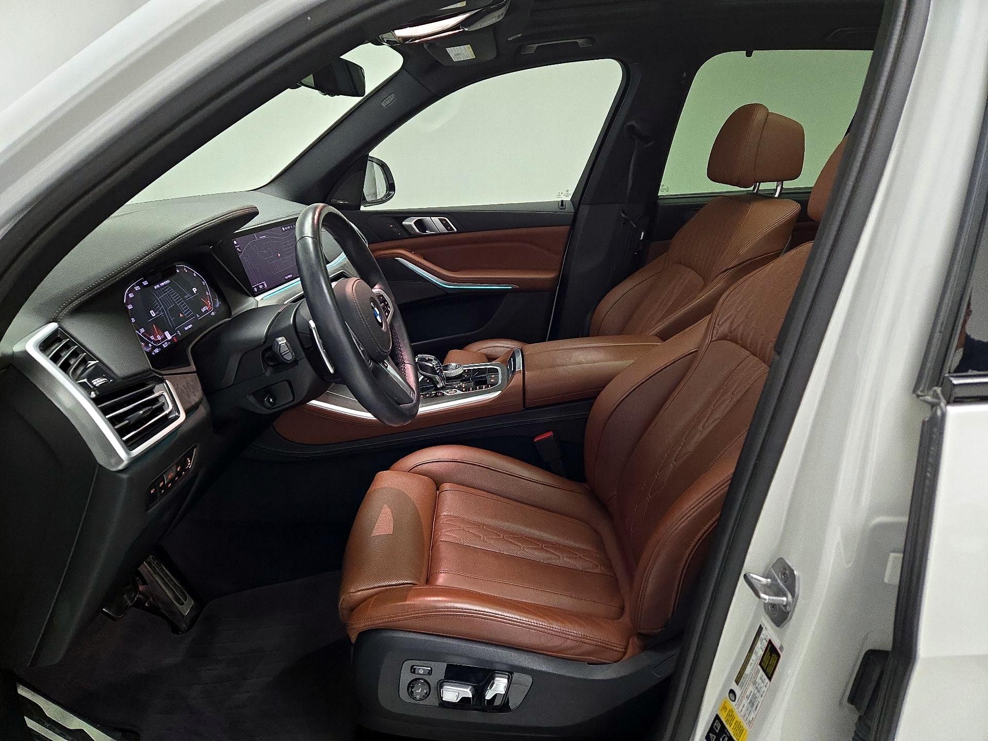 Thumbnail: 2021 BMW X5 - 11