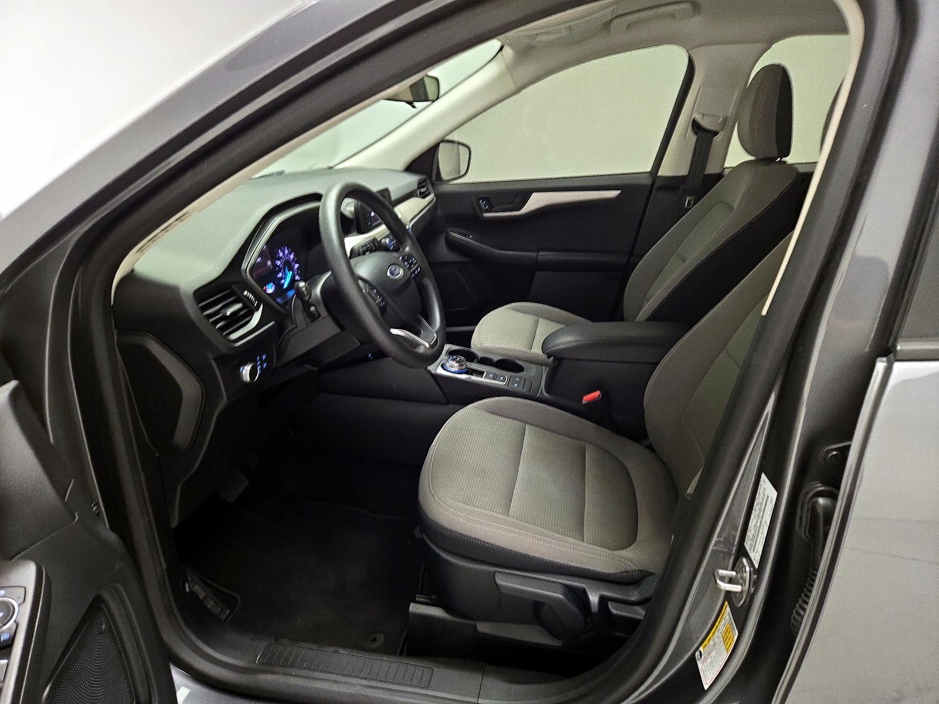 Thumbnail: 2021 Ford Escape - 11