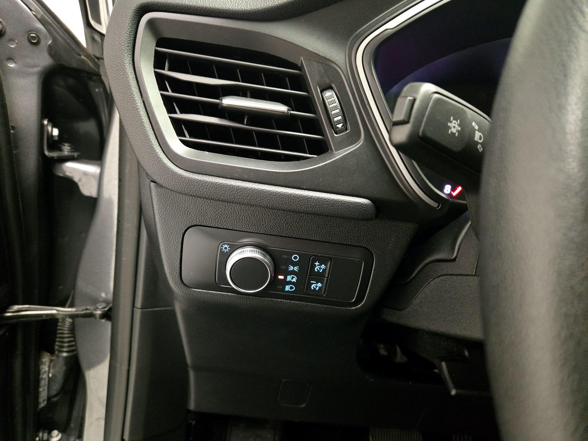 Thumbnail: 2021 Ford Escape - 13