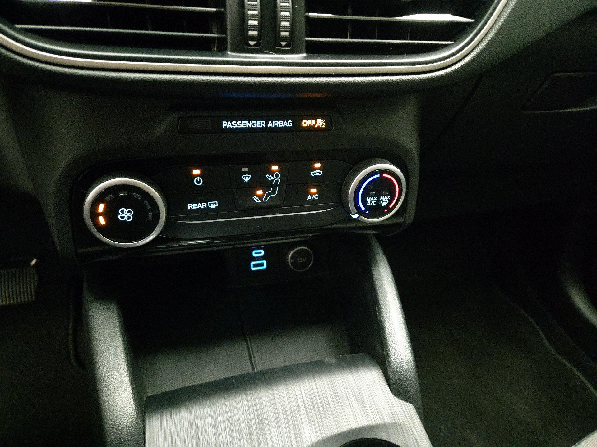 Thumbnail: 2021 Ford Escape - 16