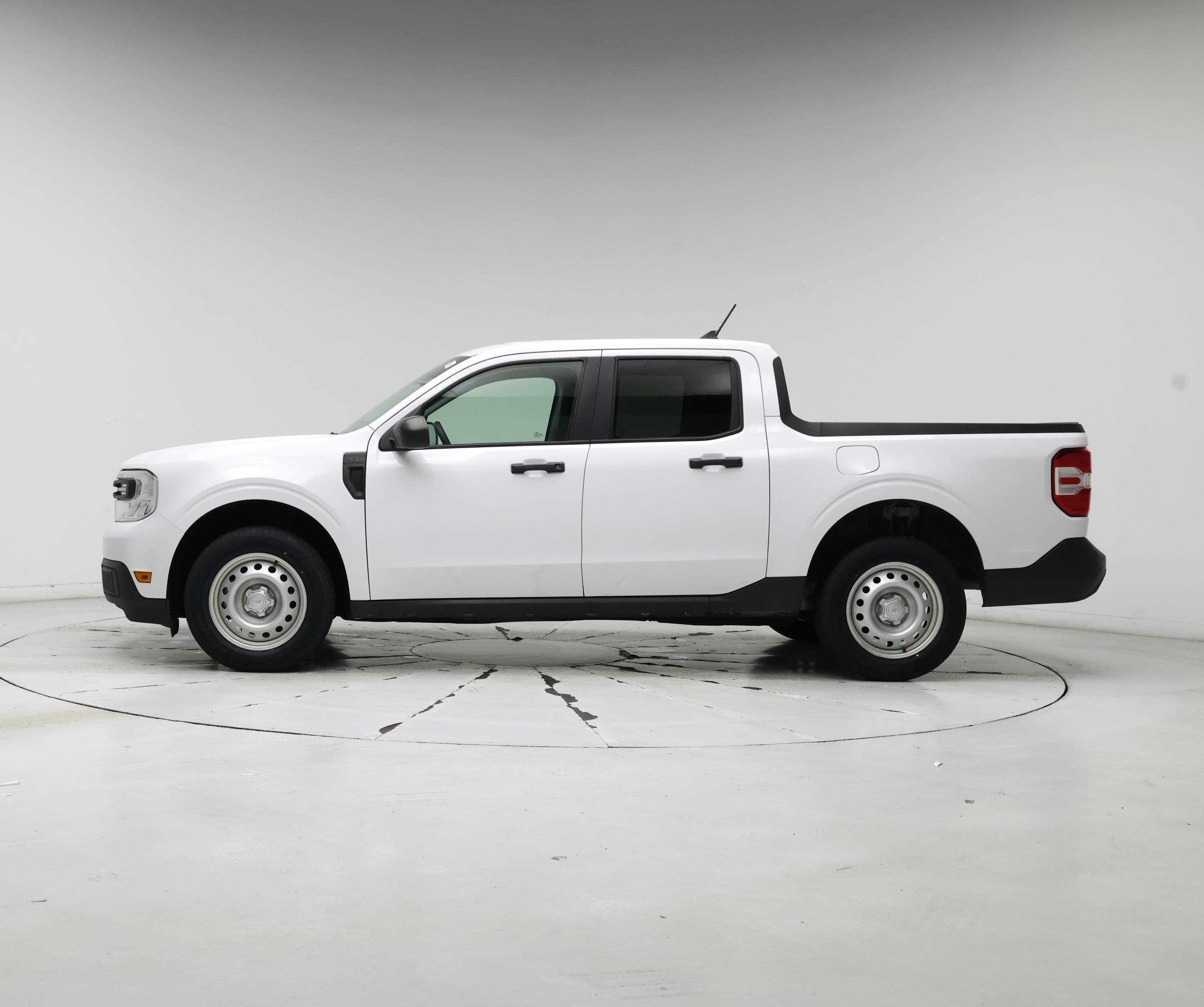 Thumbnail: 2022 Ford Maverick - 3