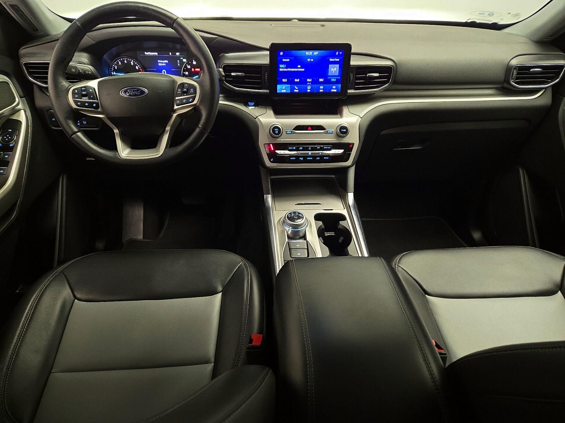 Thumbnail: 2022 Ford Explorer - 9