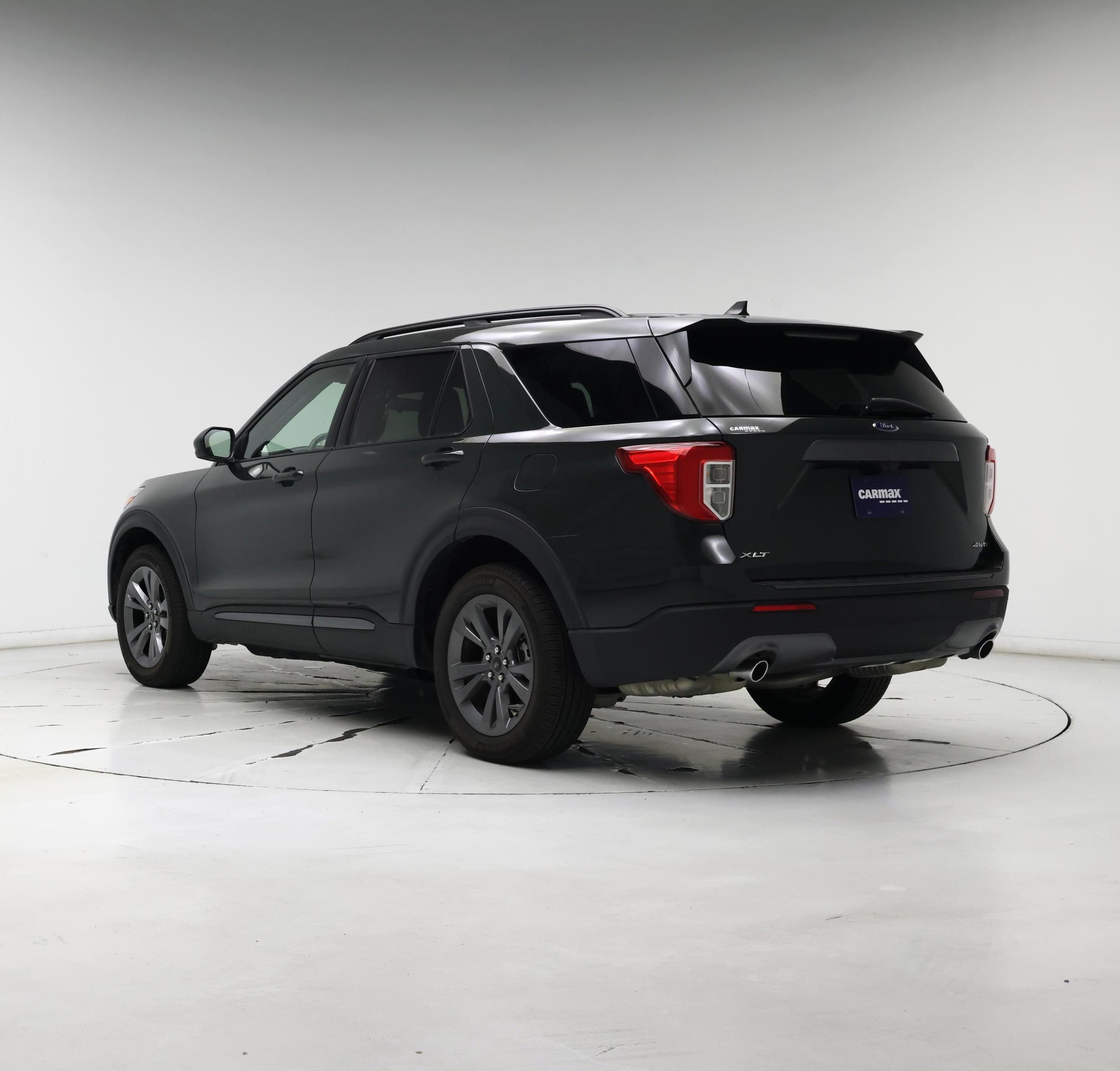 Thumbnail: 2022 Ford Explorer - 2