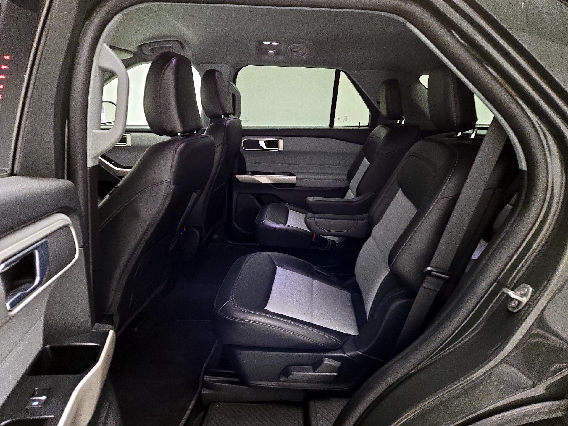 Thumbnail: 2022 Ford Explorer - 20