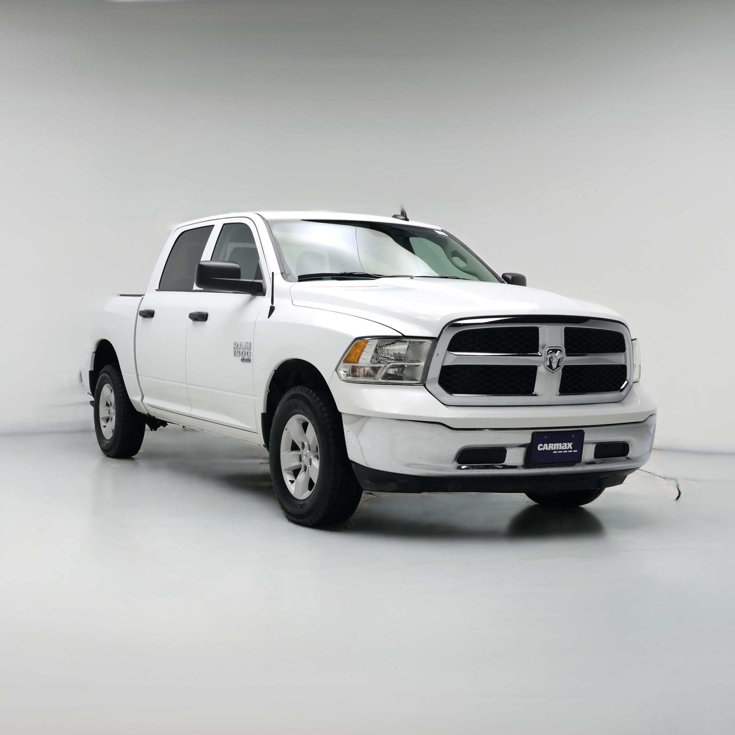 Thumbnail: 2023 RAM 1500 Classic - 1