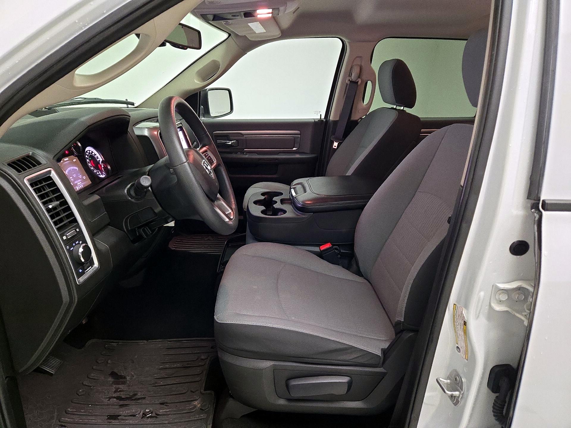 Thumbnail: 2023 RAM 1500 Classic - 11