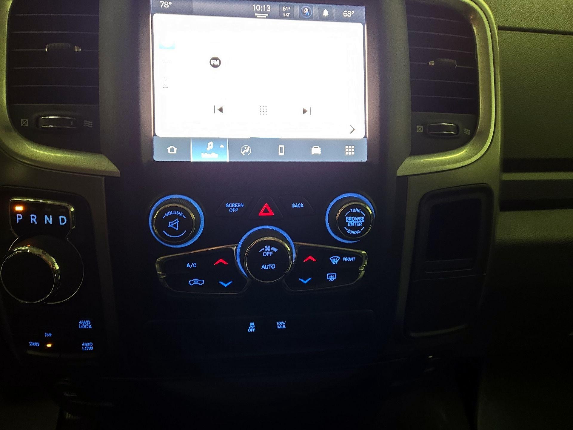 Thumbnail: 2023 RAM 1500 Classic - 16