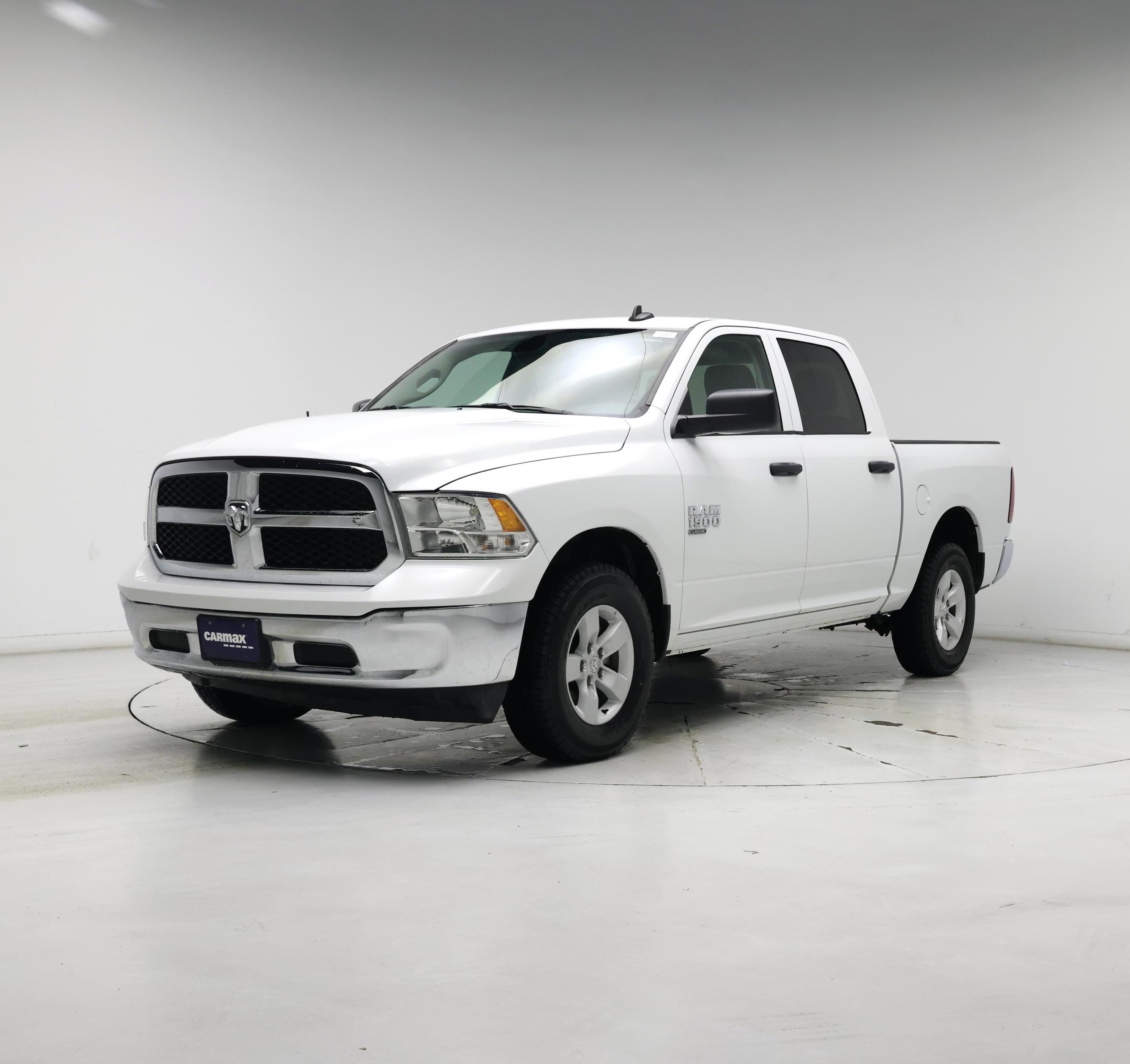 Thumbnail: 2023 RAM 1500 Classic - 4