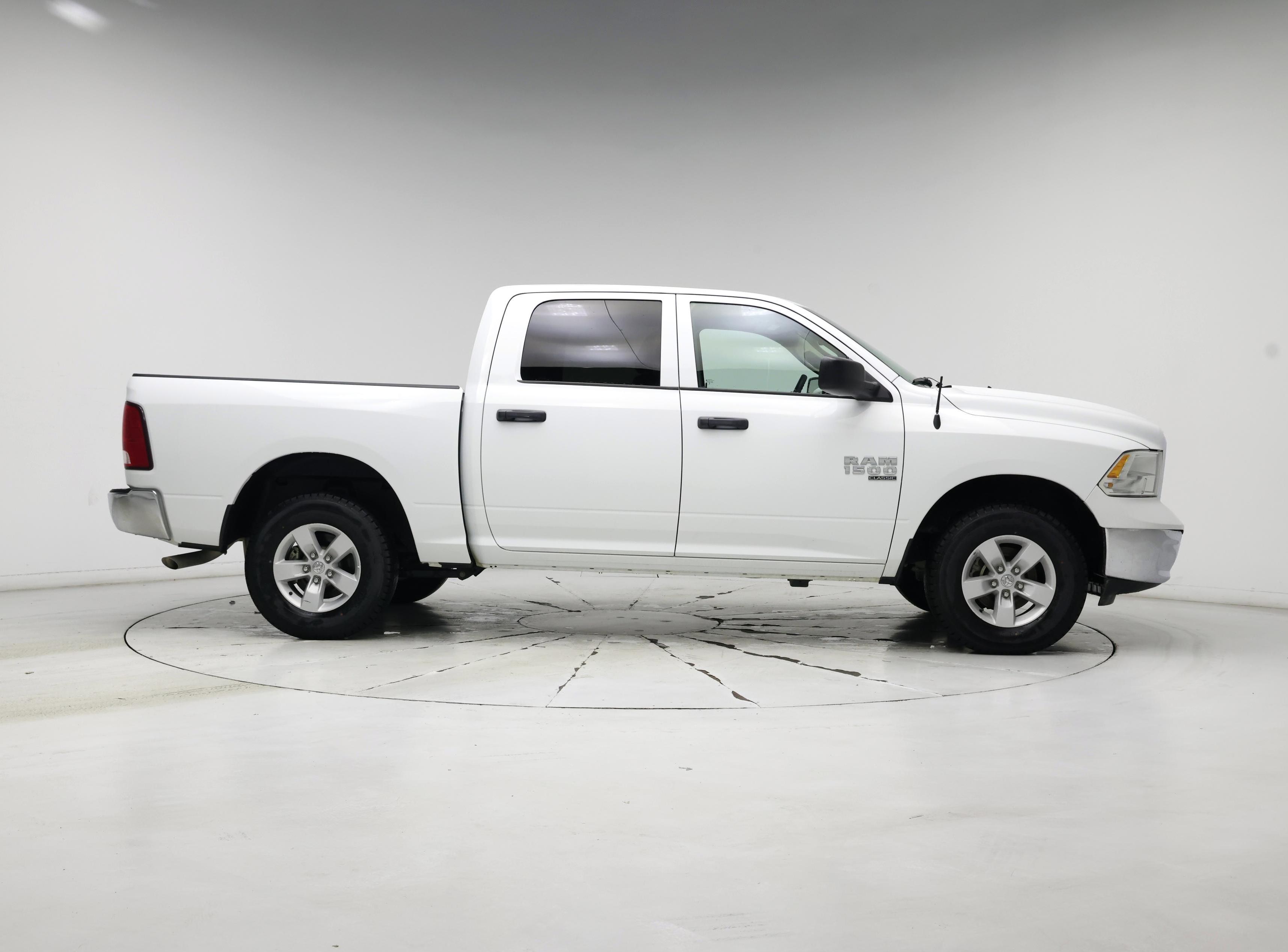 Thumbnail: 2023 RAM 1500 Classic - 7