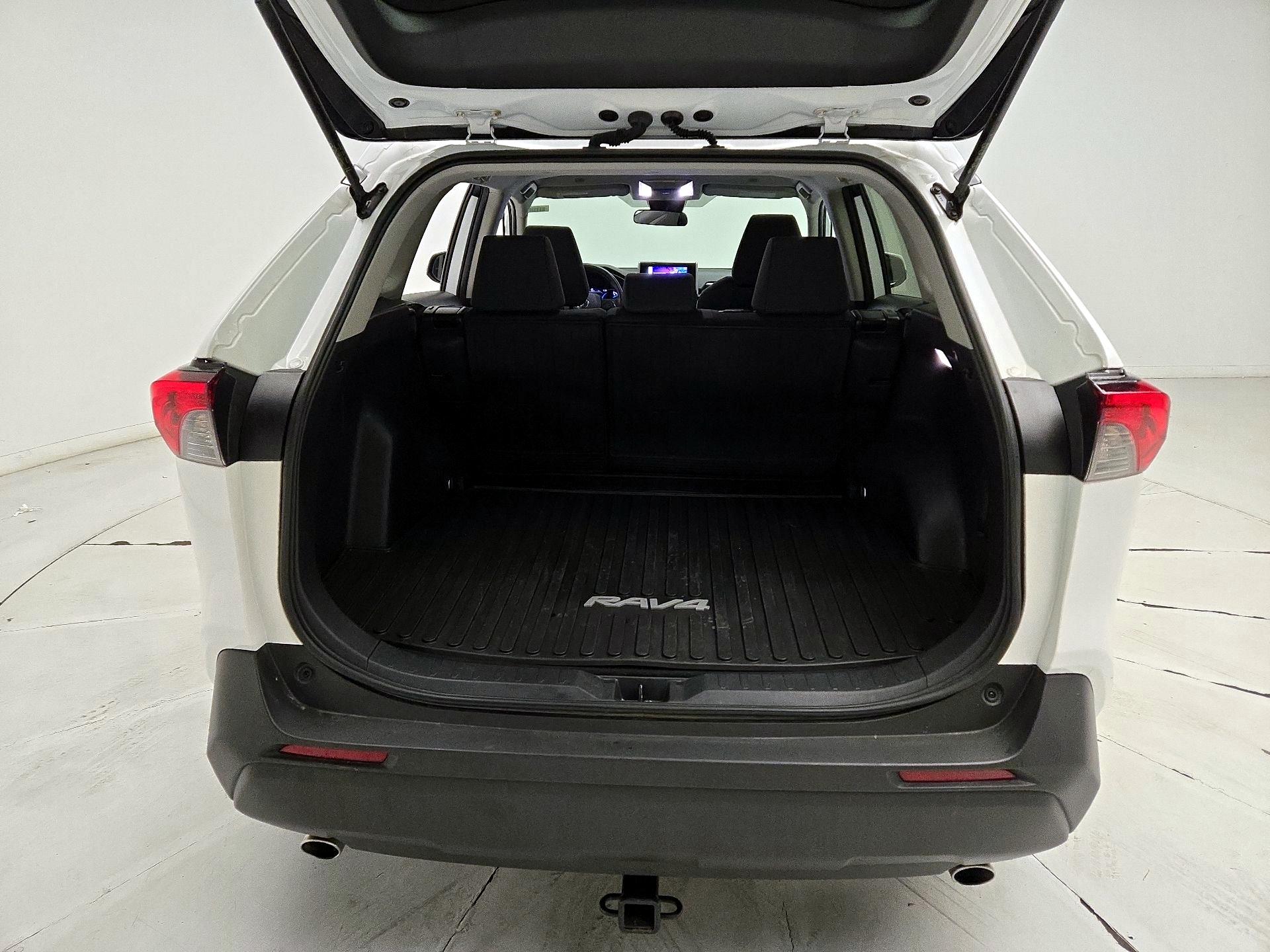 Thumbnail: 2024 Toyota RAV4 - 19