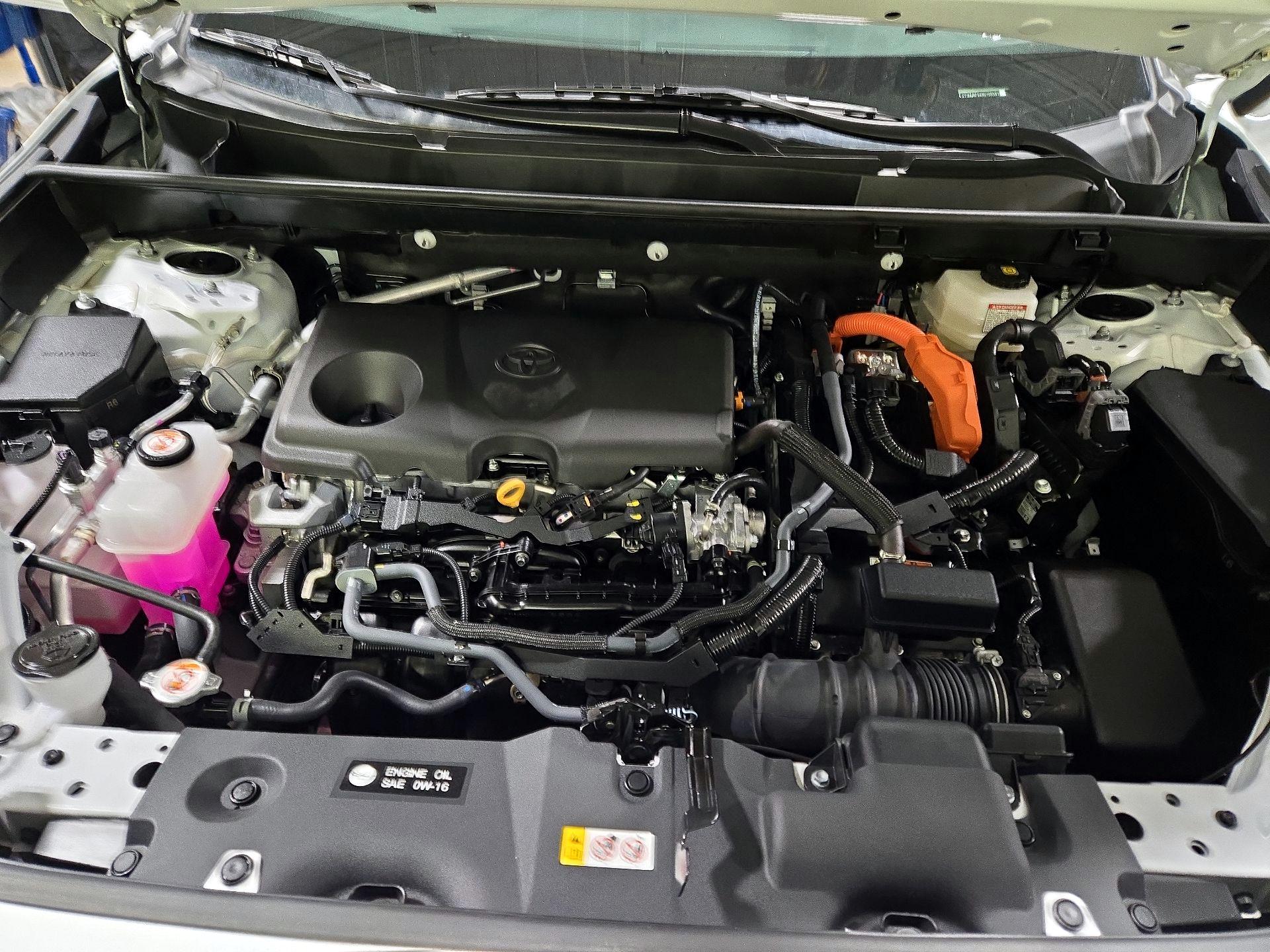 Thumbnail: 2024 Toyota RAV4 - 20