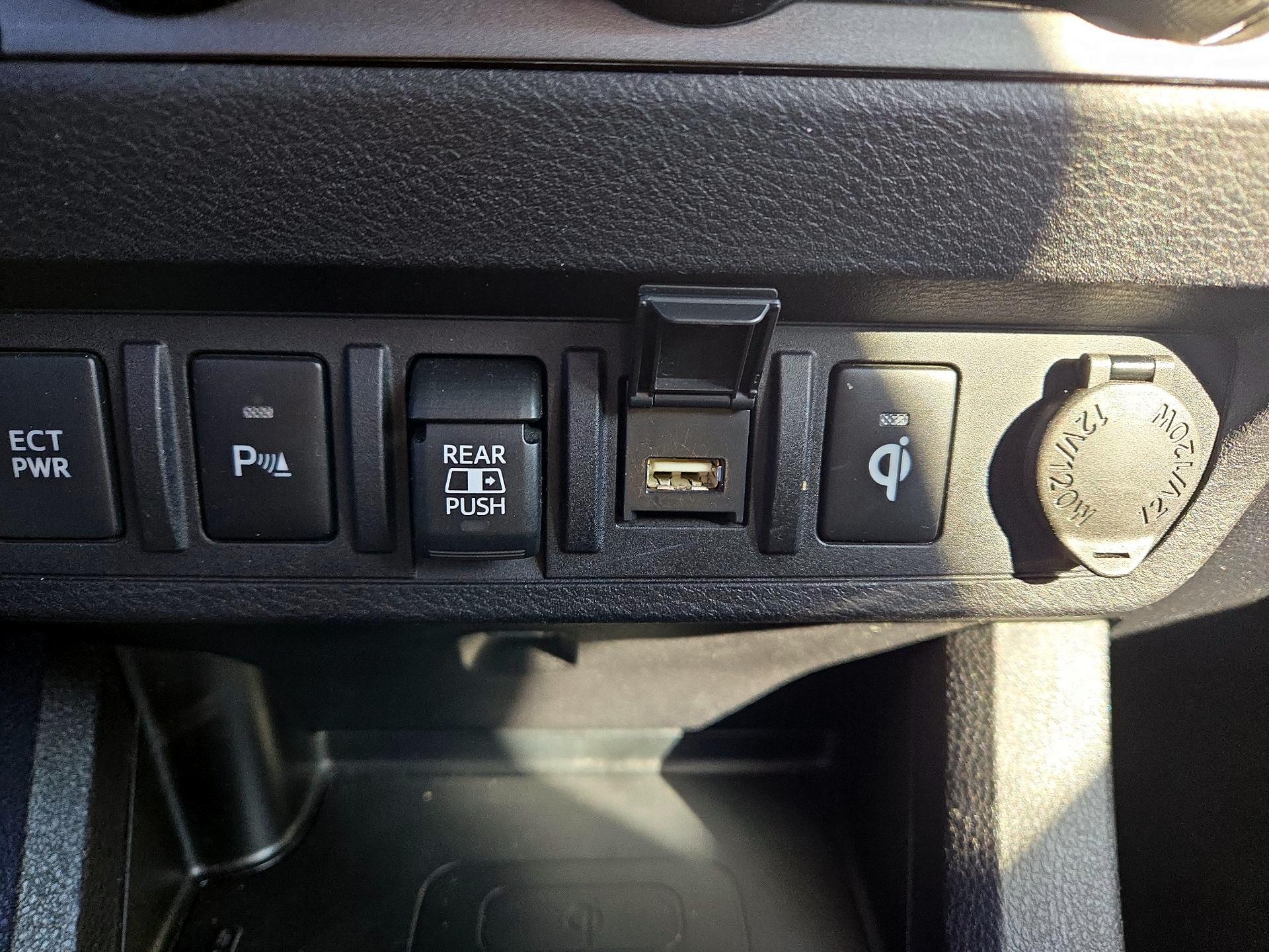 Thumbnail: 2023 Toyota Tacoma - 18