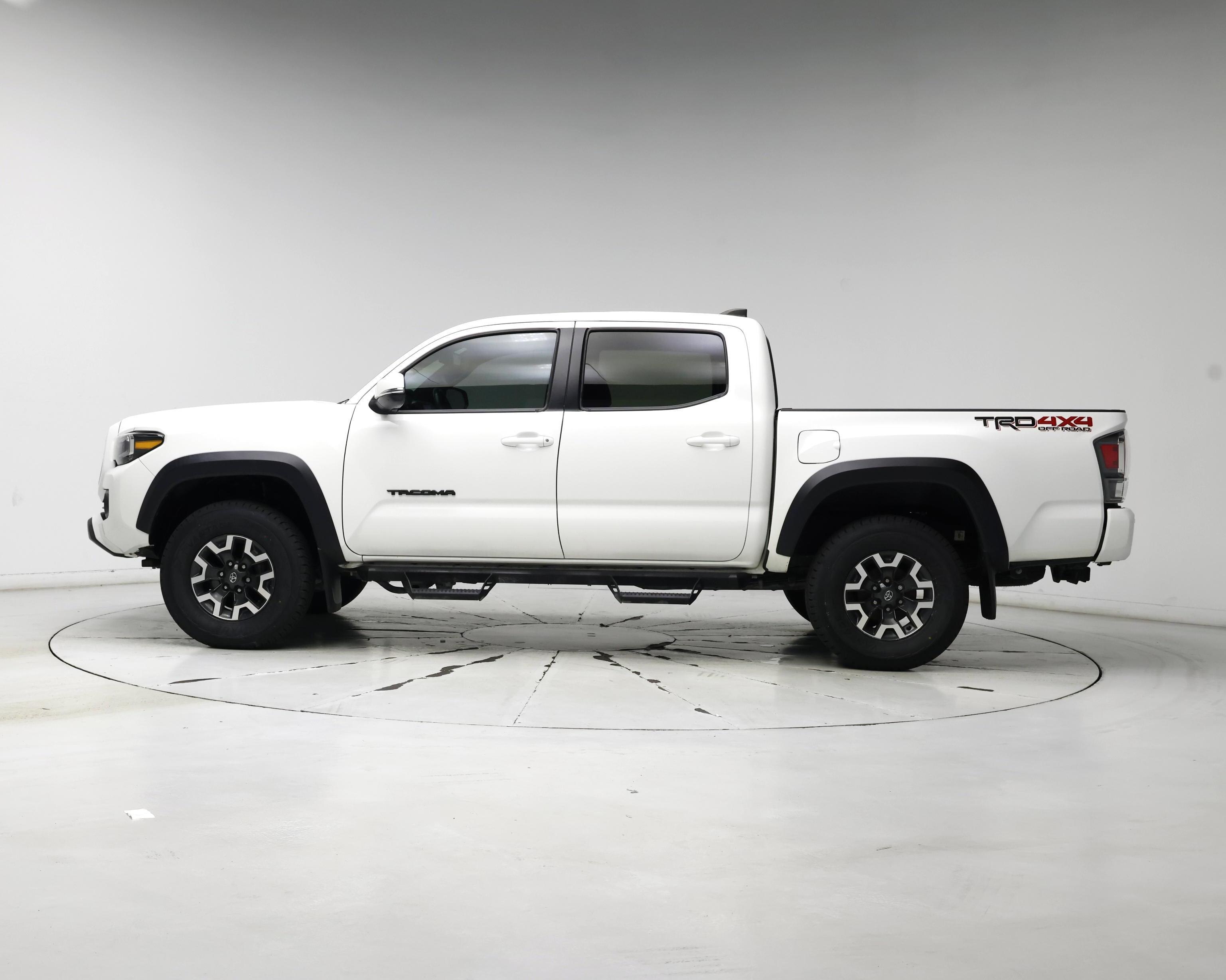 Thumbnail: 2023 Toyota Tacoma - 3