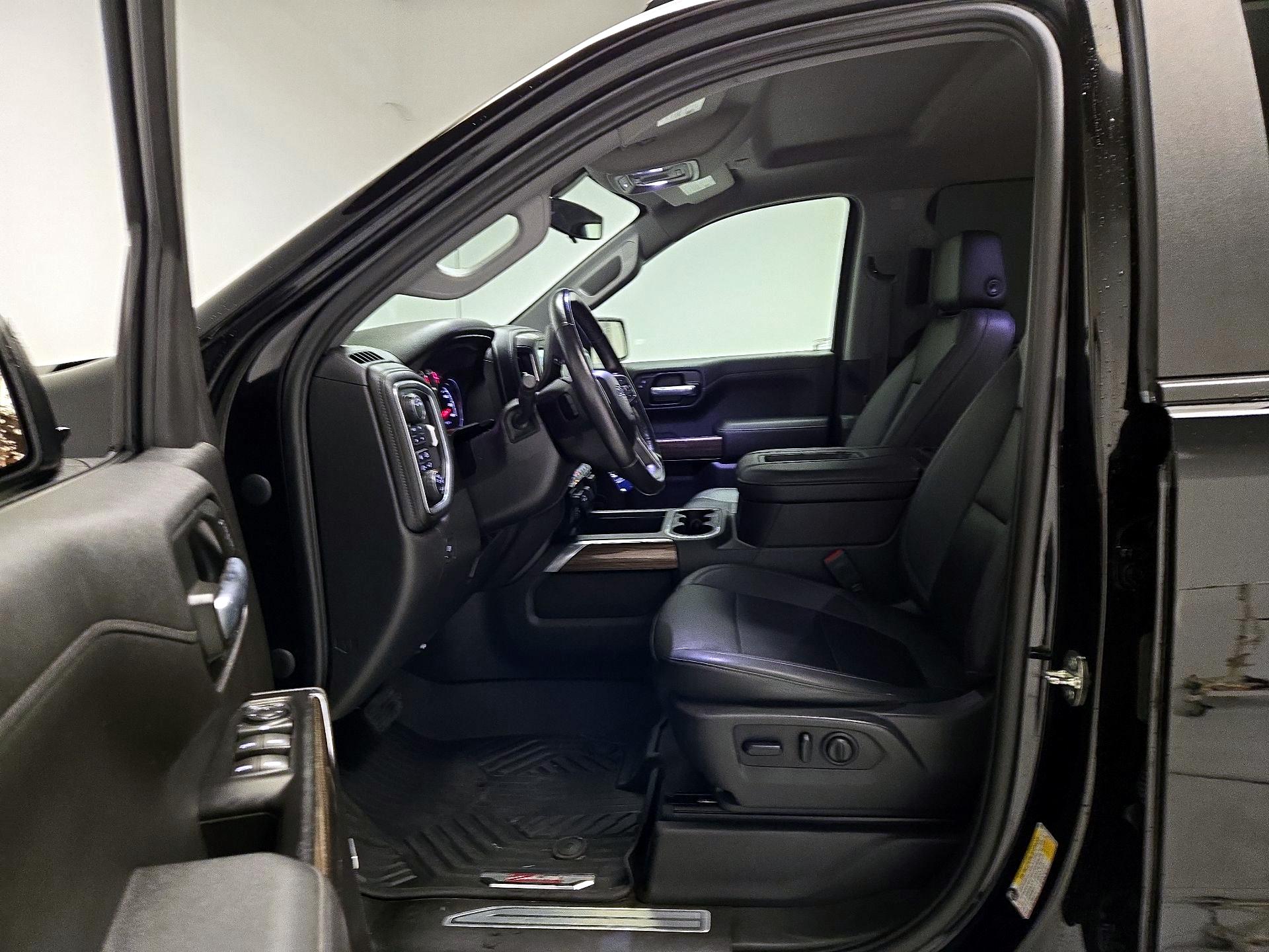 Thumbnail: 2021 Chevrolet Silverado 1500 - 11