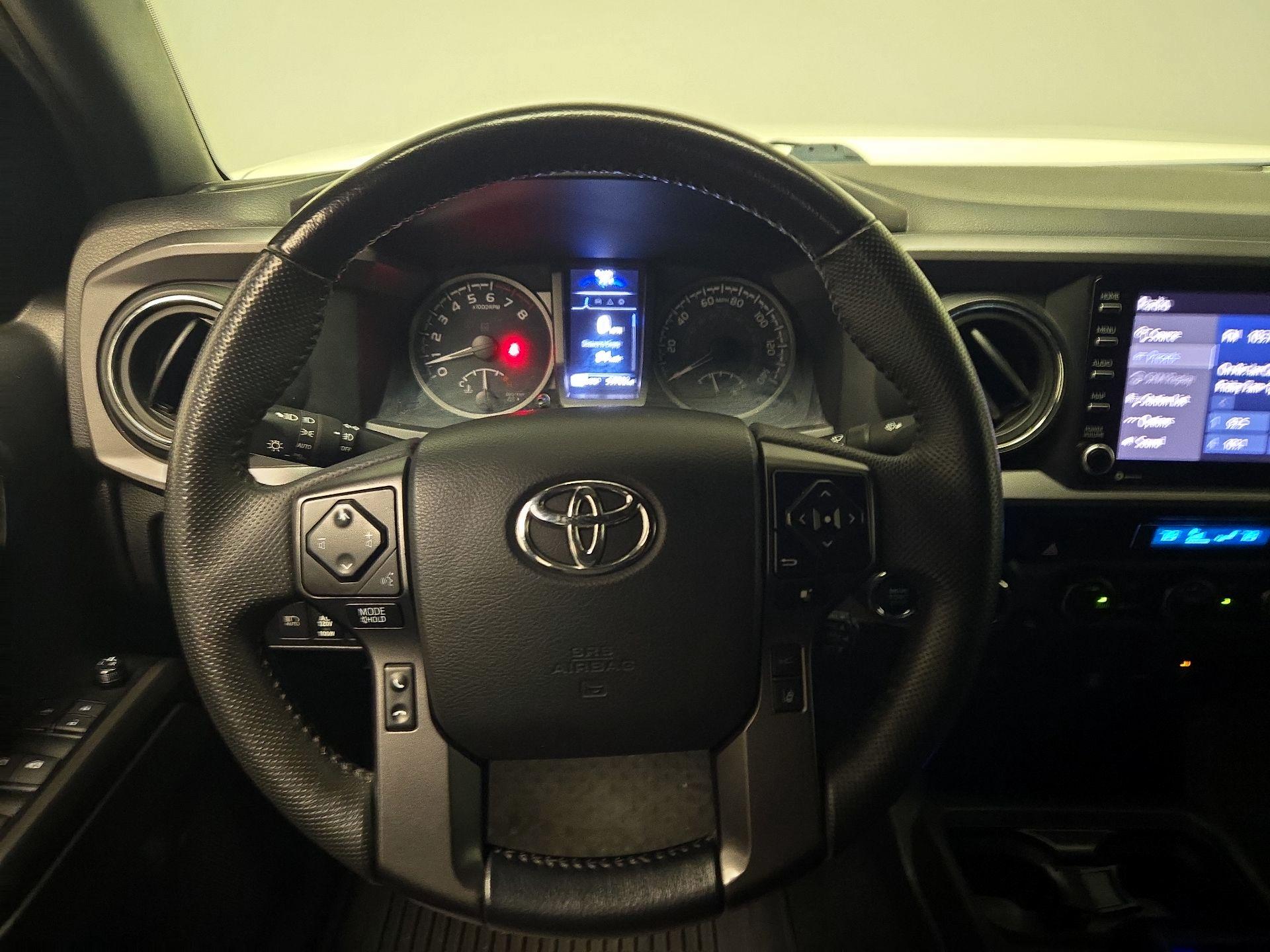 Thumbnail: 2022 Toyota Tacoma - 10