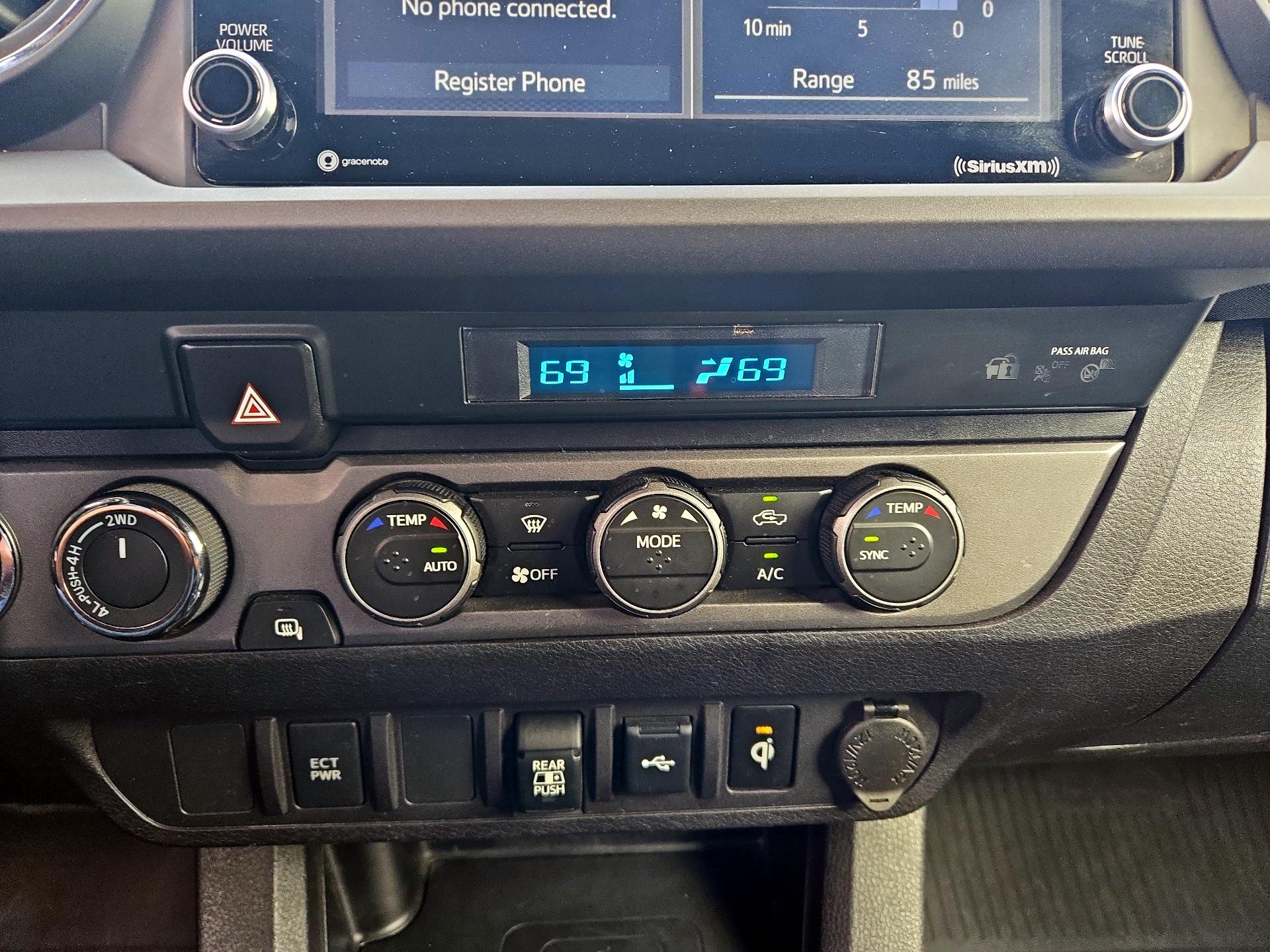 Thumbnail: 2022 Toyota Tacoma - 16