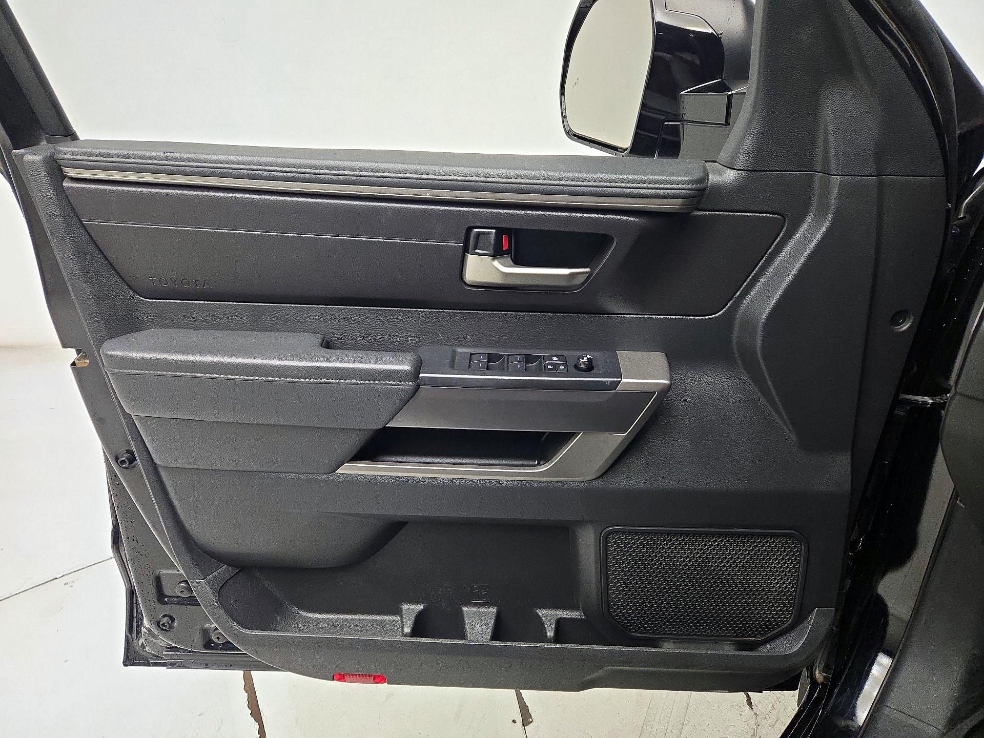 Thumbnail: 2024 Toyota Tundra - 12