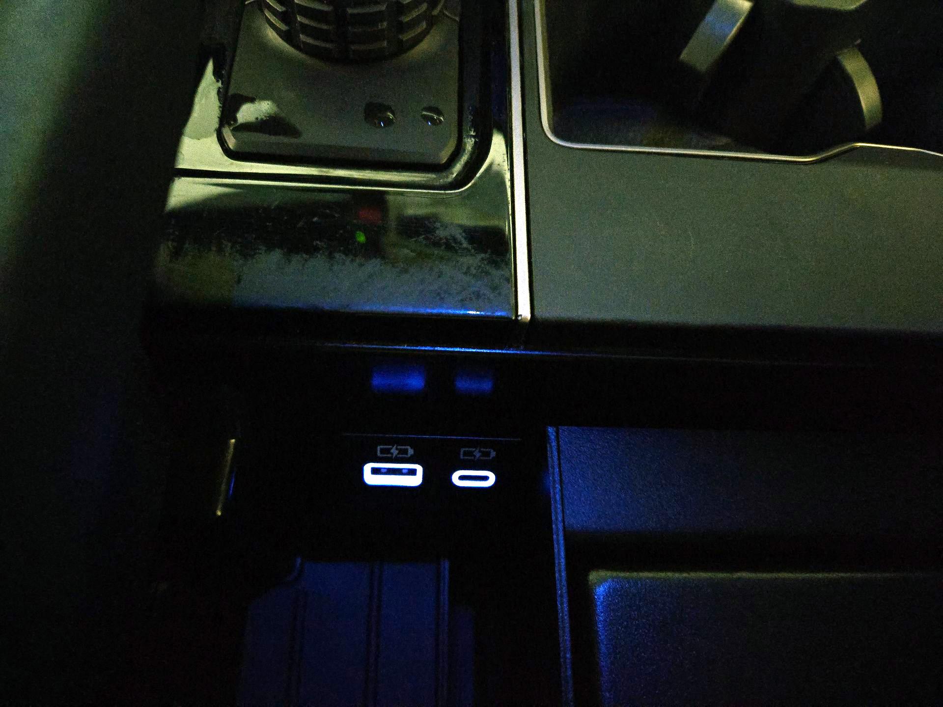 Thumbnail: 2024 Toyota Tundra - 18