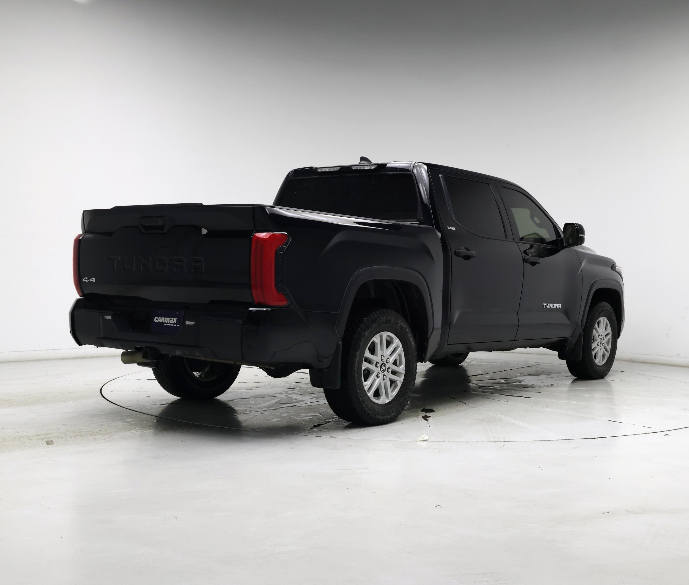 Thumbnail: 2024 Toyota Tundra - 8