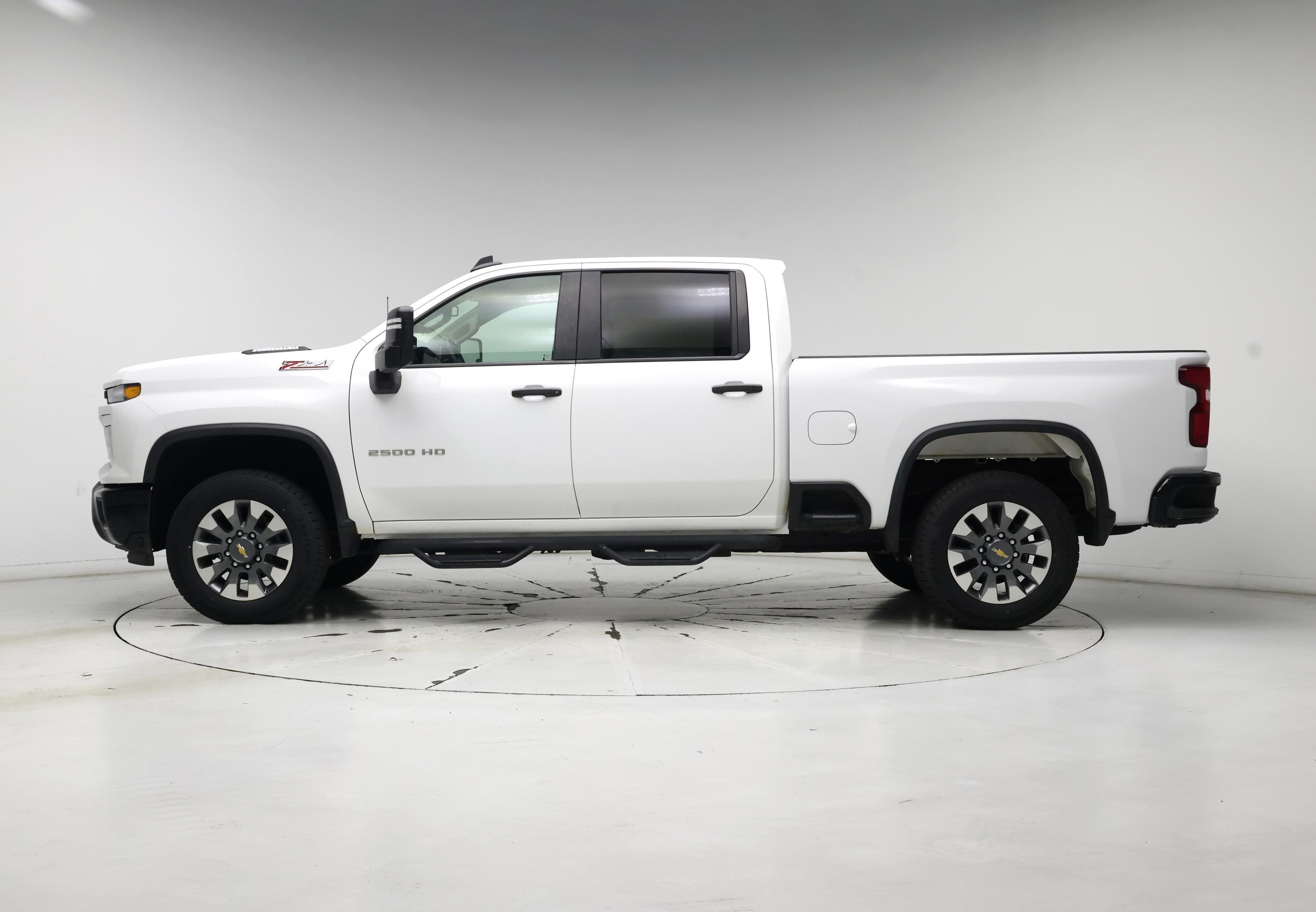 Thumbnail: 2024 Chevrolet Silverado 2500 - 3