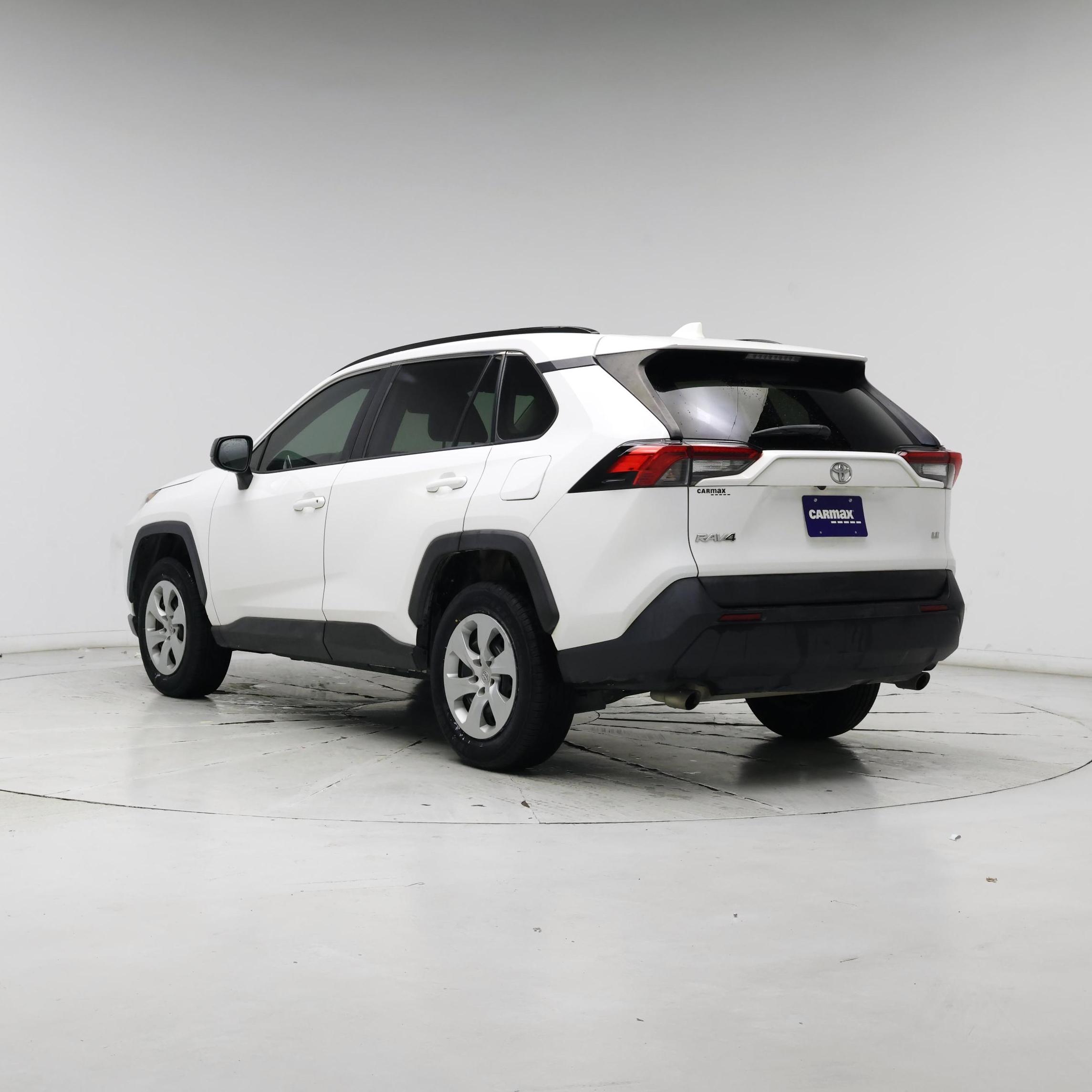 Thumbnail: 2019 Toyota RAV4 - 2