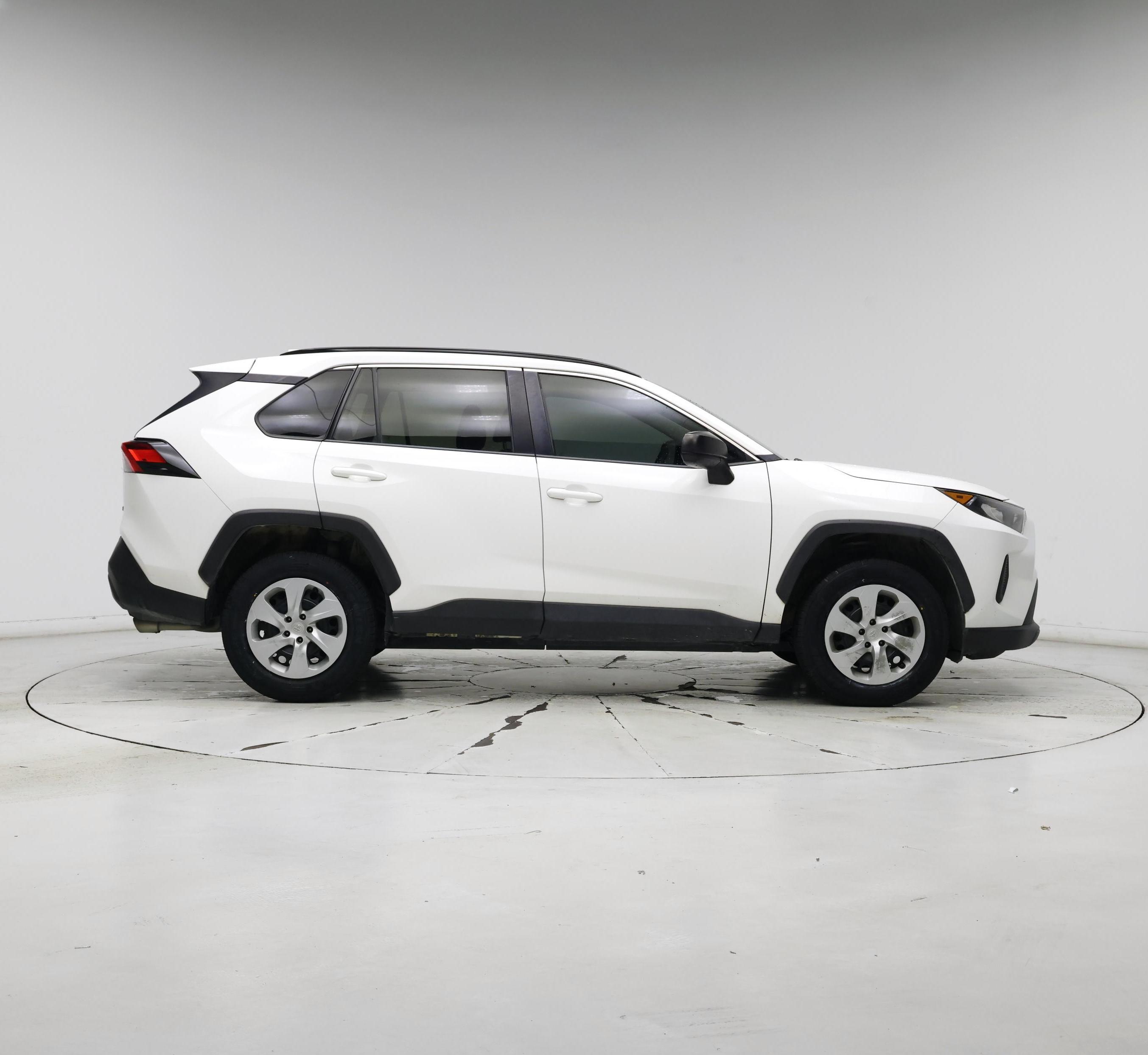 Thumbnail: 2019 Toyota RAV4 - 7