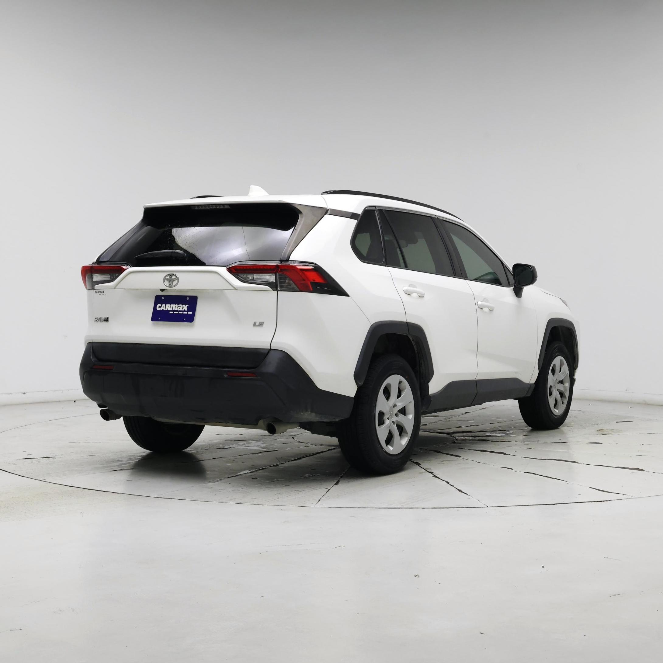 Thumbnail: 2019 Toyota RAV4 - 8