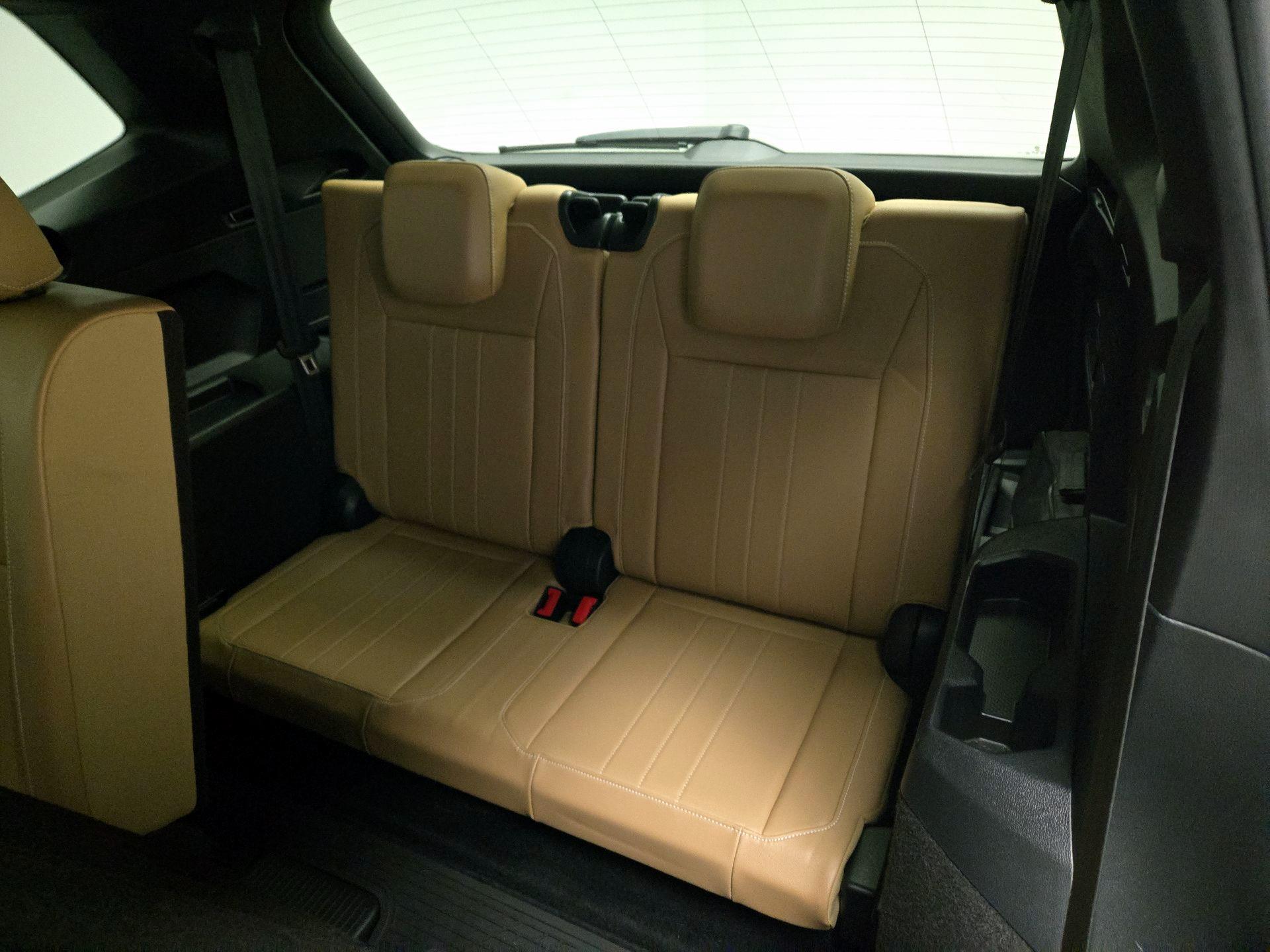 Thumbnail: 2022 Volkswagen Tiguan - 20