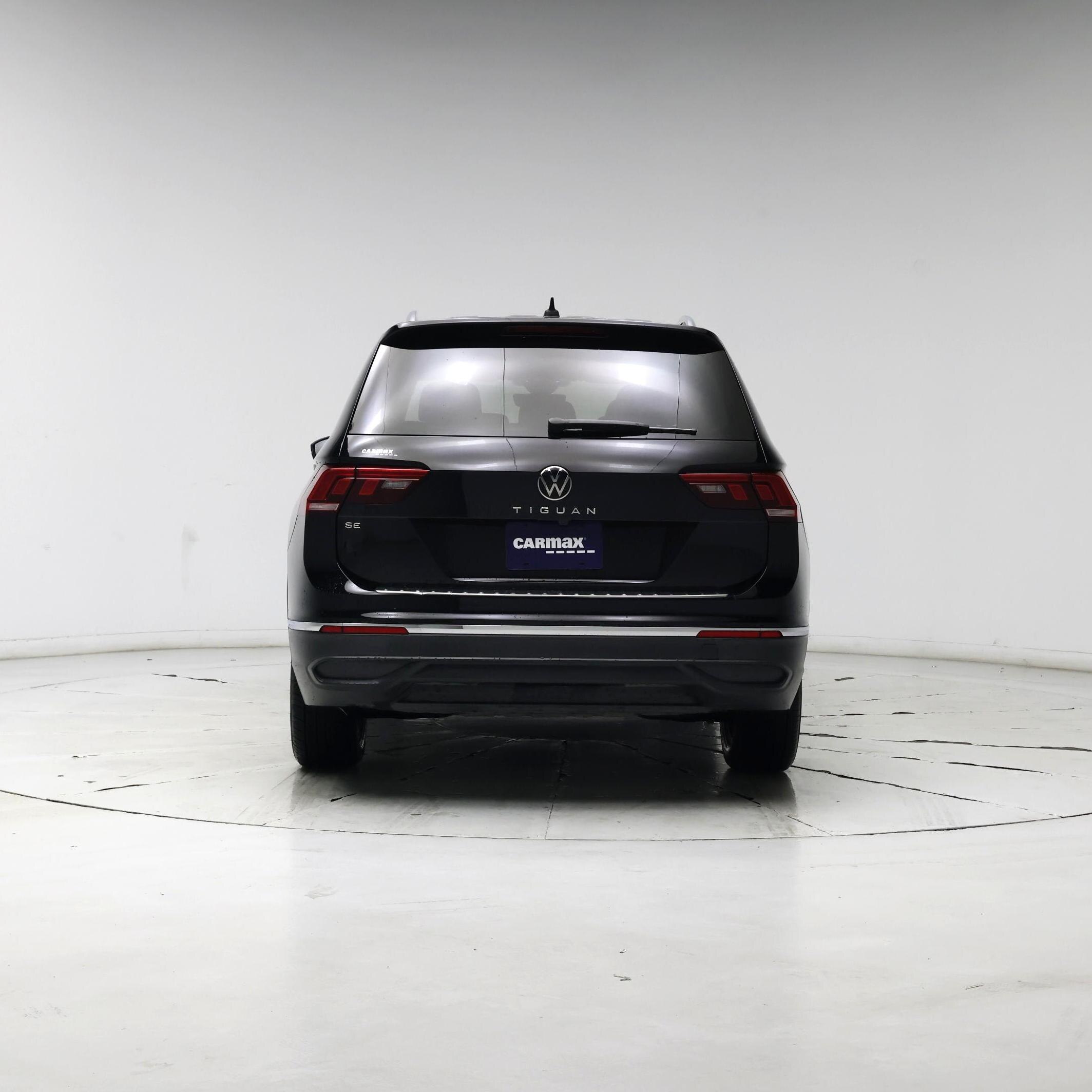 Thumbnail: 2022 Volkswagen Tiguan - 6