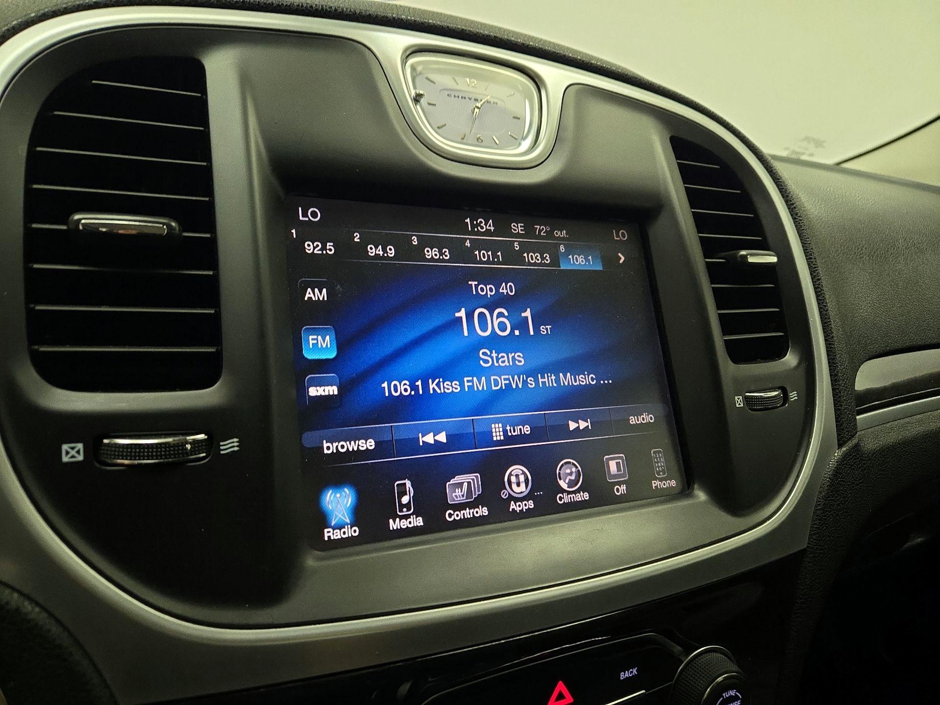 Thumbnail: 2015 Chrysler 300 - 14