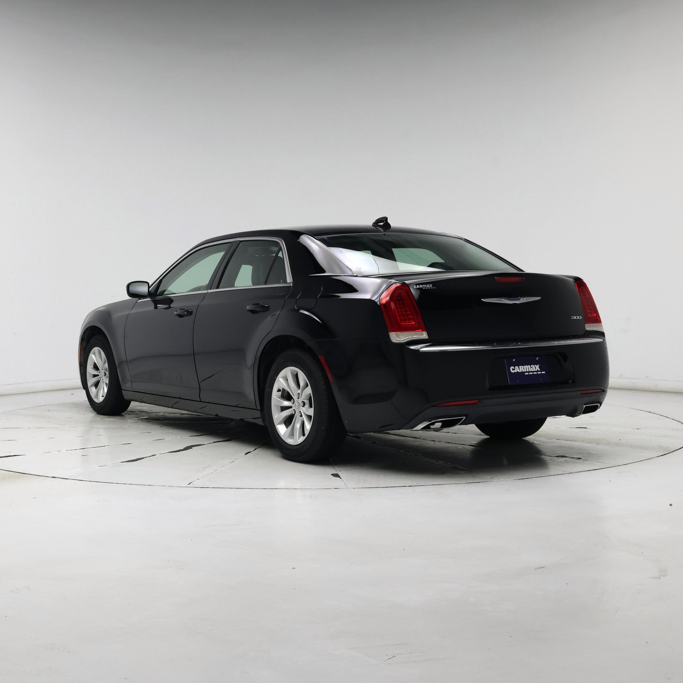 Thumbnail: 2015 Chrysler 300 - 2