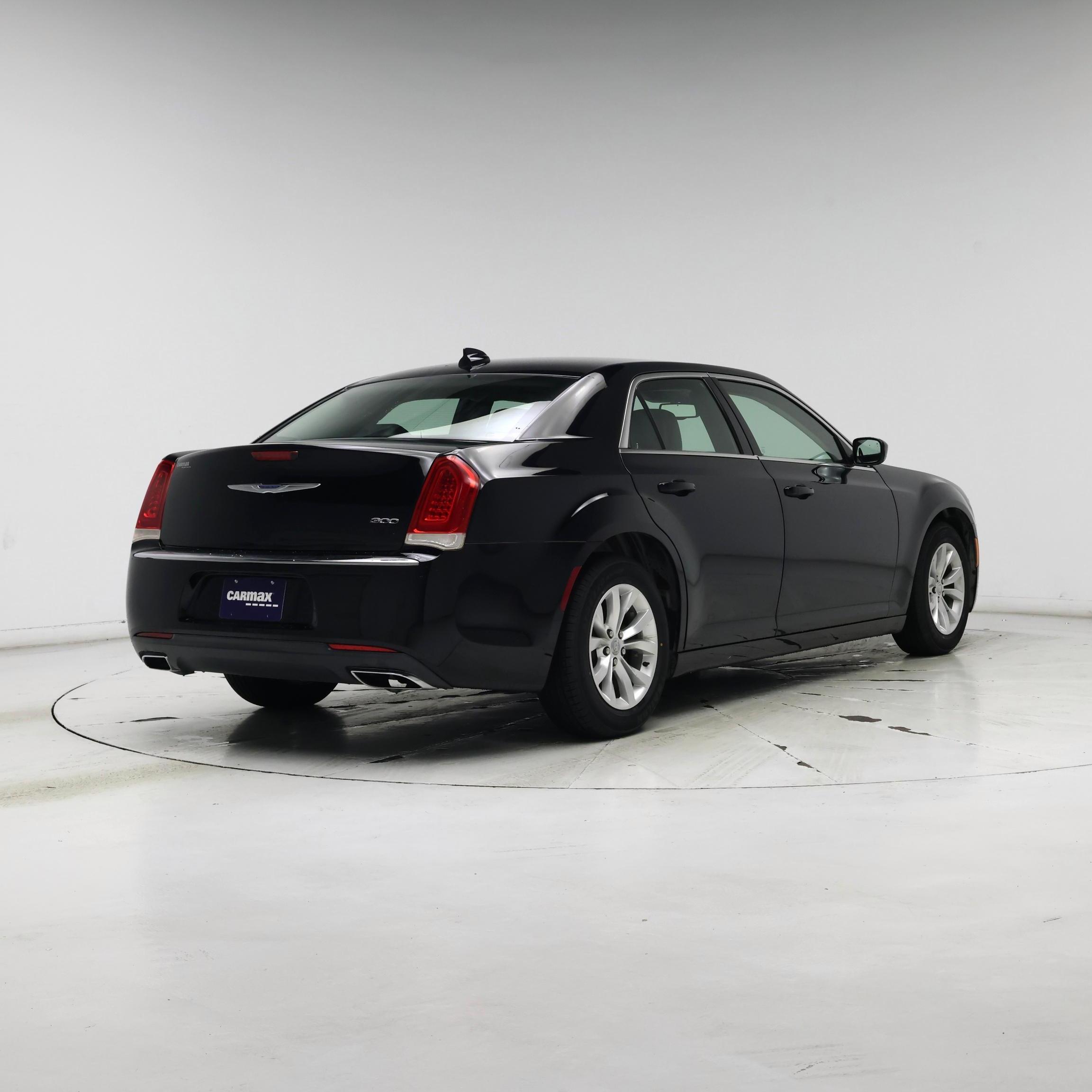 Thumbnail: 2015 Chrysler 300 - 8