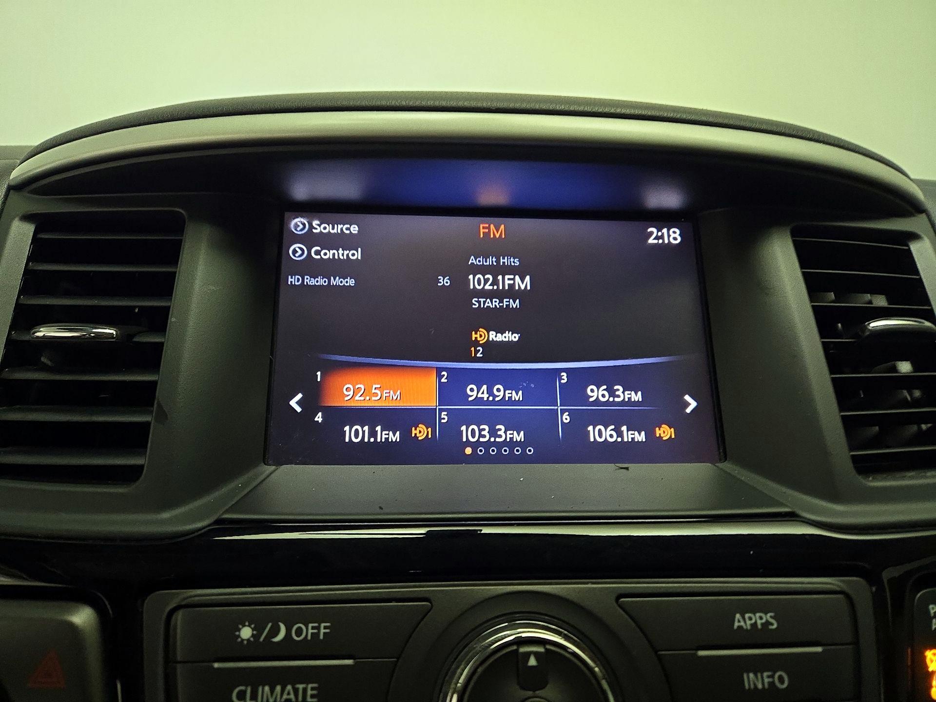 Thumbnail: 2019 Nissan Pathfinder - 15