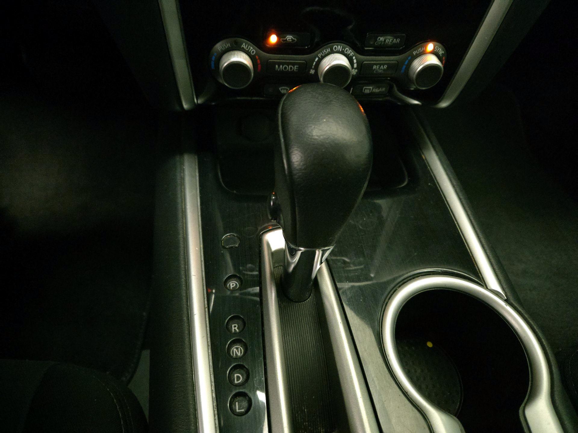 Thumbnail: 2019 Nissan Pathfinder - 17