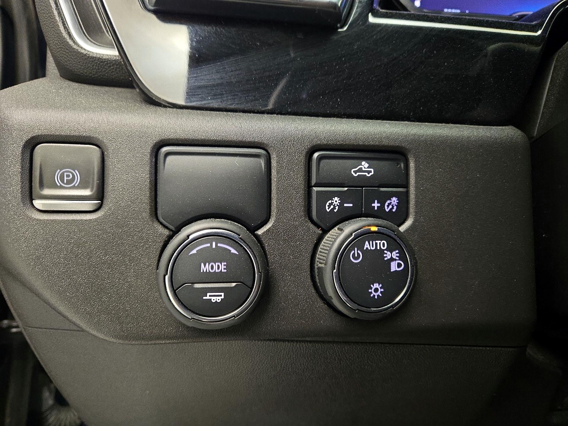 Thumbnail: 2023 Chevrolet Silverado 1500 - 13